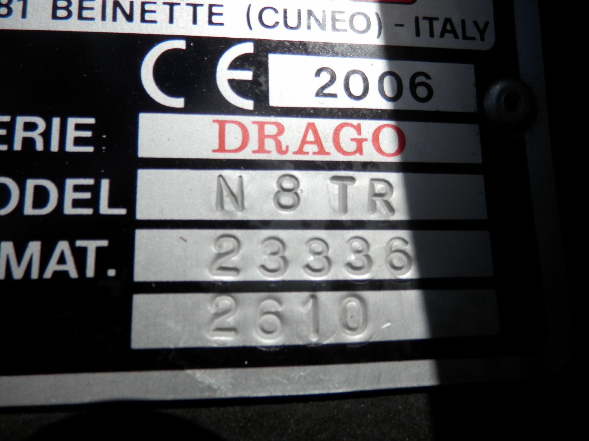 DRAGO MDL. N8TR 8 ROW CORN HEAD - Image 8 of 9