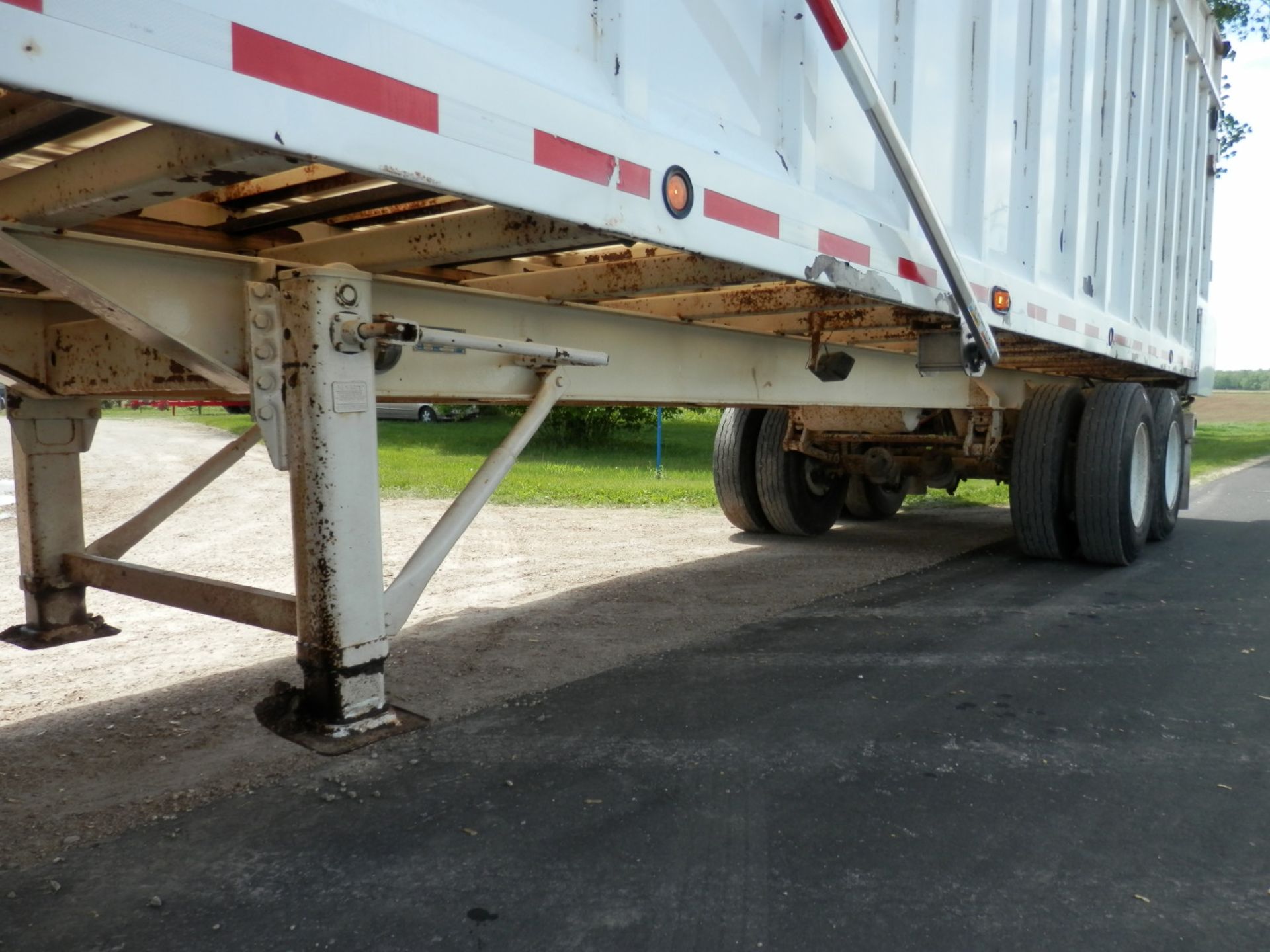 GREAT LAKES (GRUETT) 36' FORAGE TRAILER VIN: 1G9CR36256S139721 - Image 8 of 10