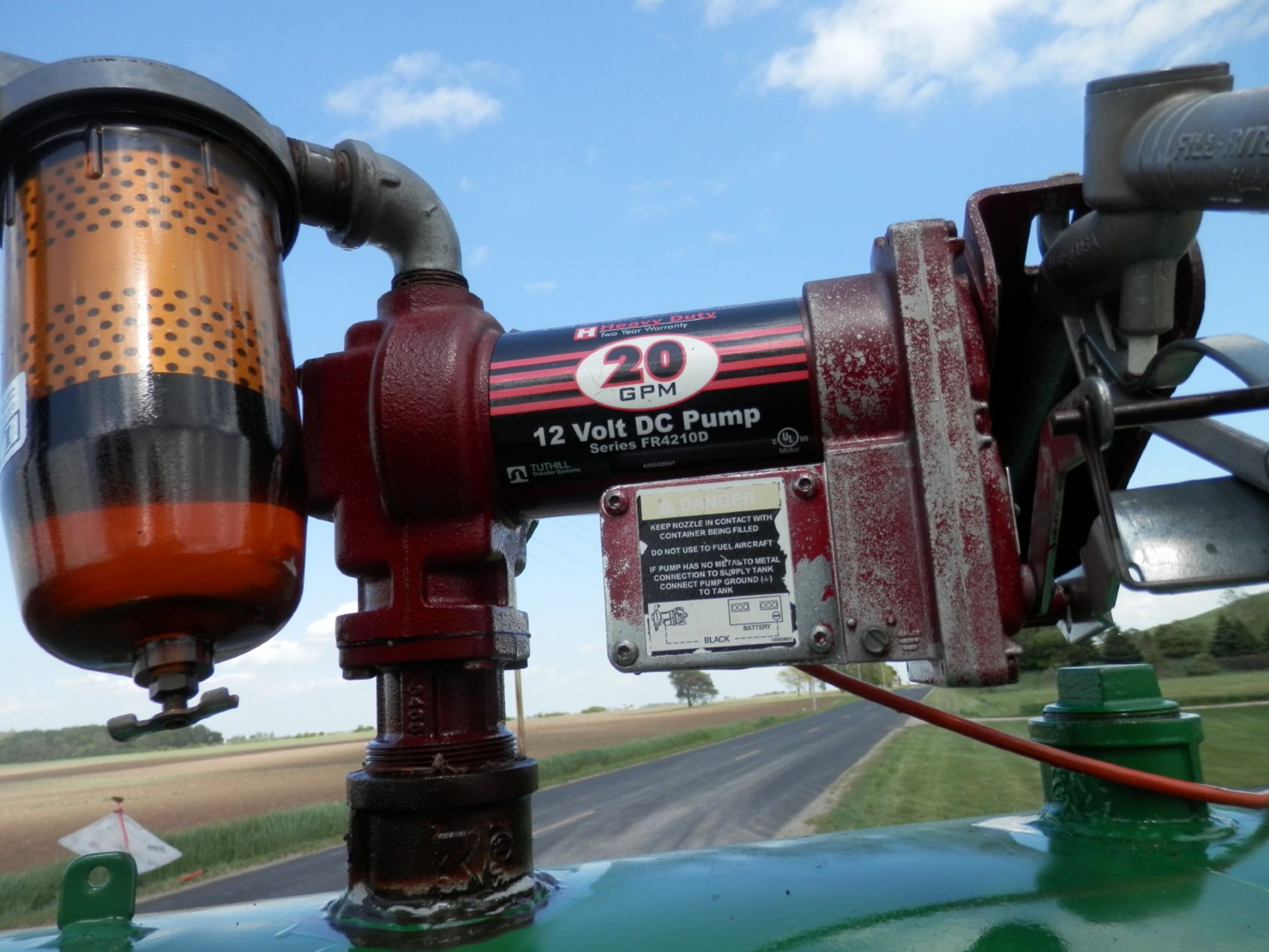 PORTABLE 500 GAL FUEL SUPPLY TANK w/PUMP - Image 4 of 5