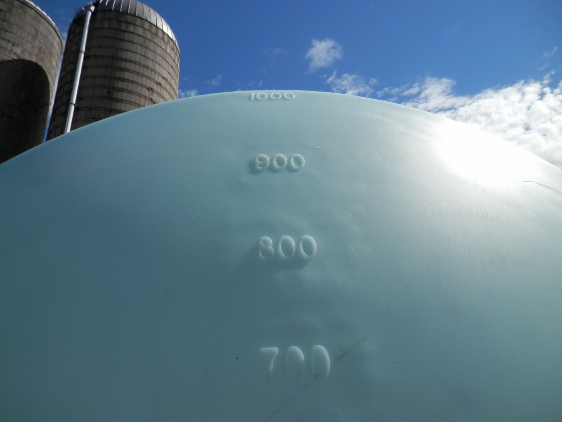 LINCO DIST 1000 GAL POLY SUPPLY TANK - Image 6 of 8