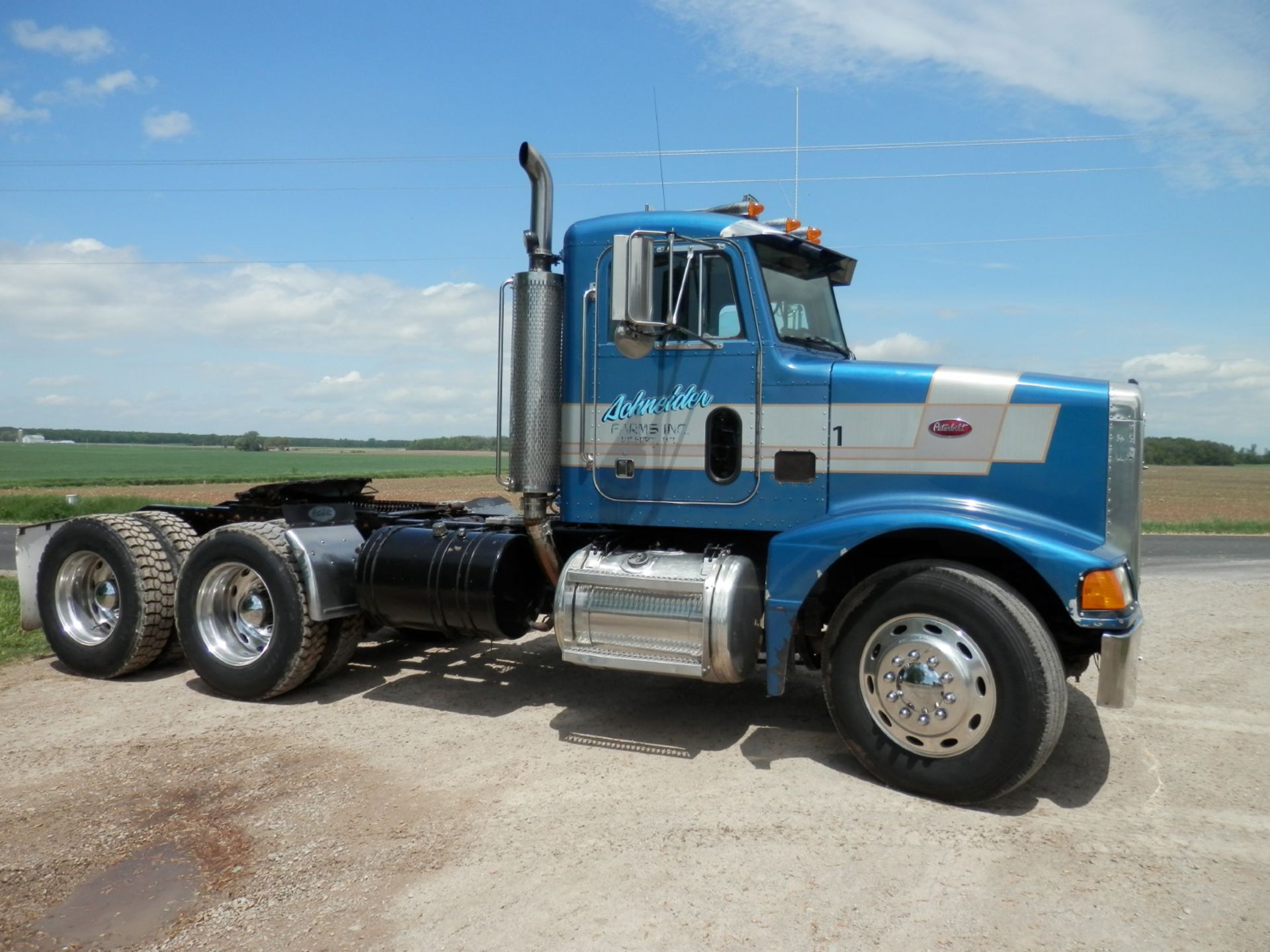 1990 PETERBILT MDL 375 DAY CAB SEMI TRACTOR VIN: 1XPBDE9X4LN297936 - Image 5 of 16