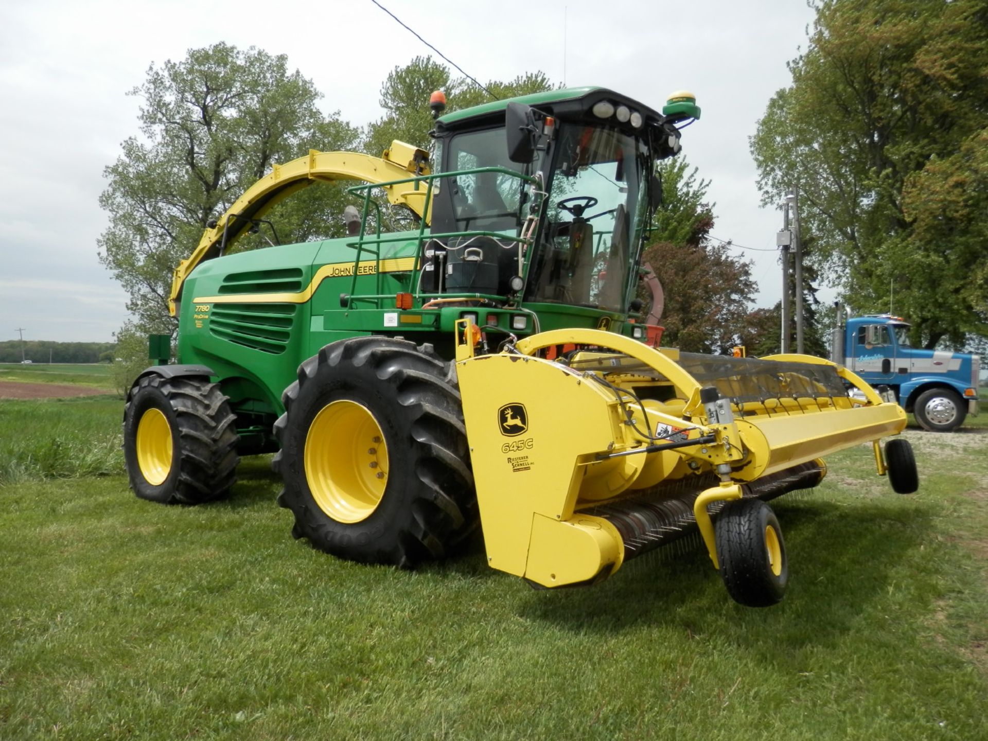 JOHN DEERE 7780 PRO DRIVE SP FORAGE HARVESTER w/JD 645C HAYHEAD - Image 2 of 23