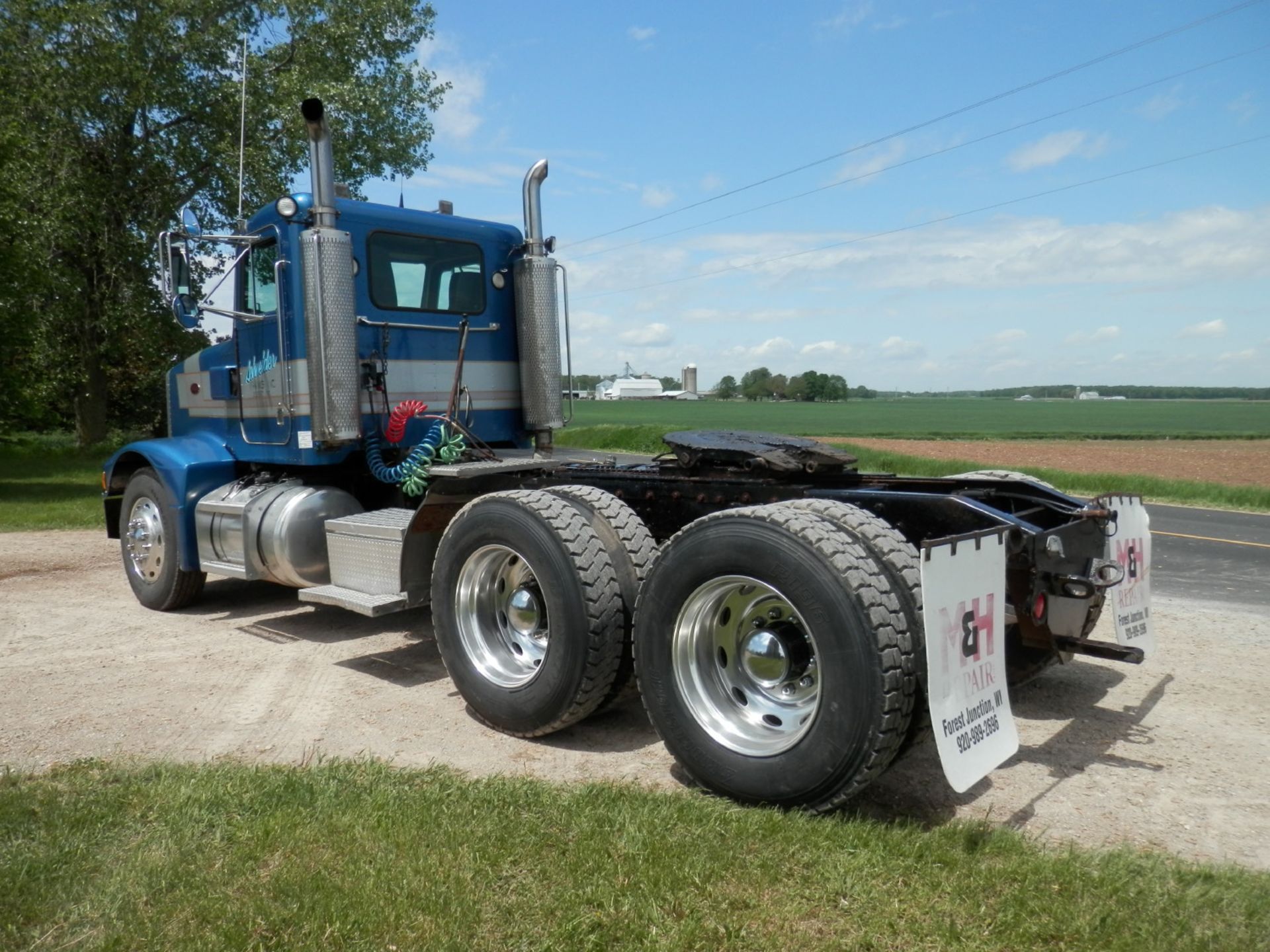 1990 PETERBILT MDL 375 DAY CAB SEMI TRACTOR VIN: 1XPBDE9X4LN297936 - Image 4 of 16