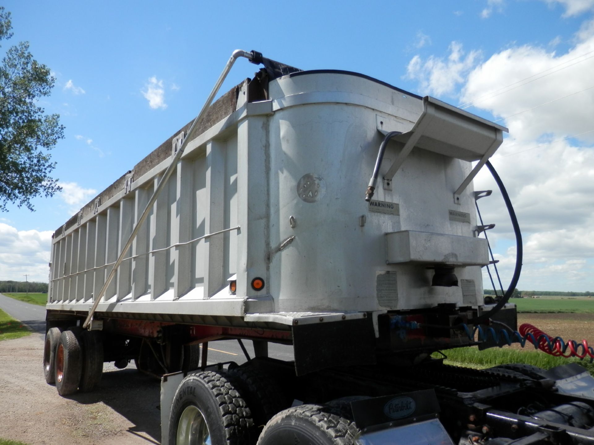 1988 MONTONE 30' ALUMINUM SEMI DUMP TRAILER, MDL. AD30305460 - Image 4 of 10