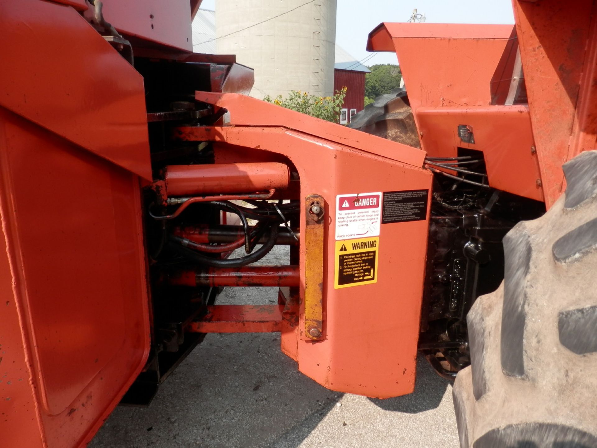 ALLIS CHALMERS 8550 4x4 TRACTOR SN 1105 - Image 10 of 14