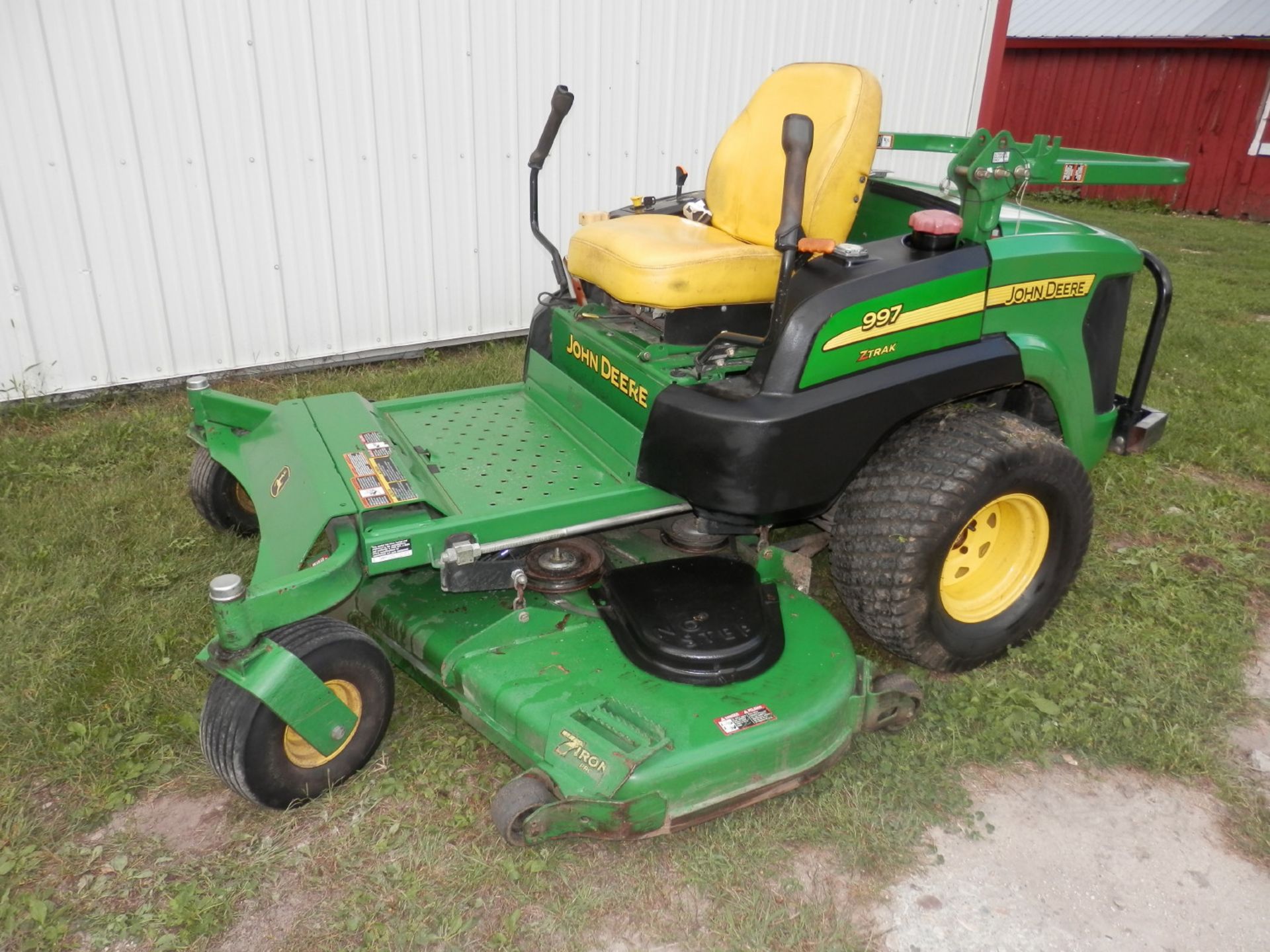 JOHN DEERE 997 Z TRAK MOWER