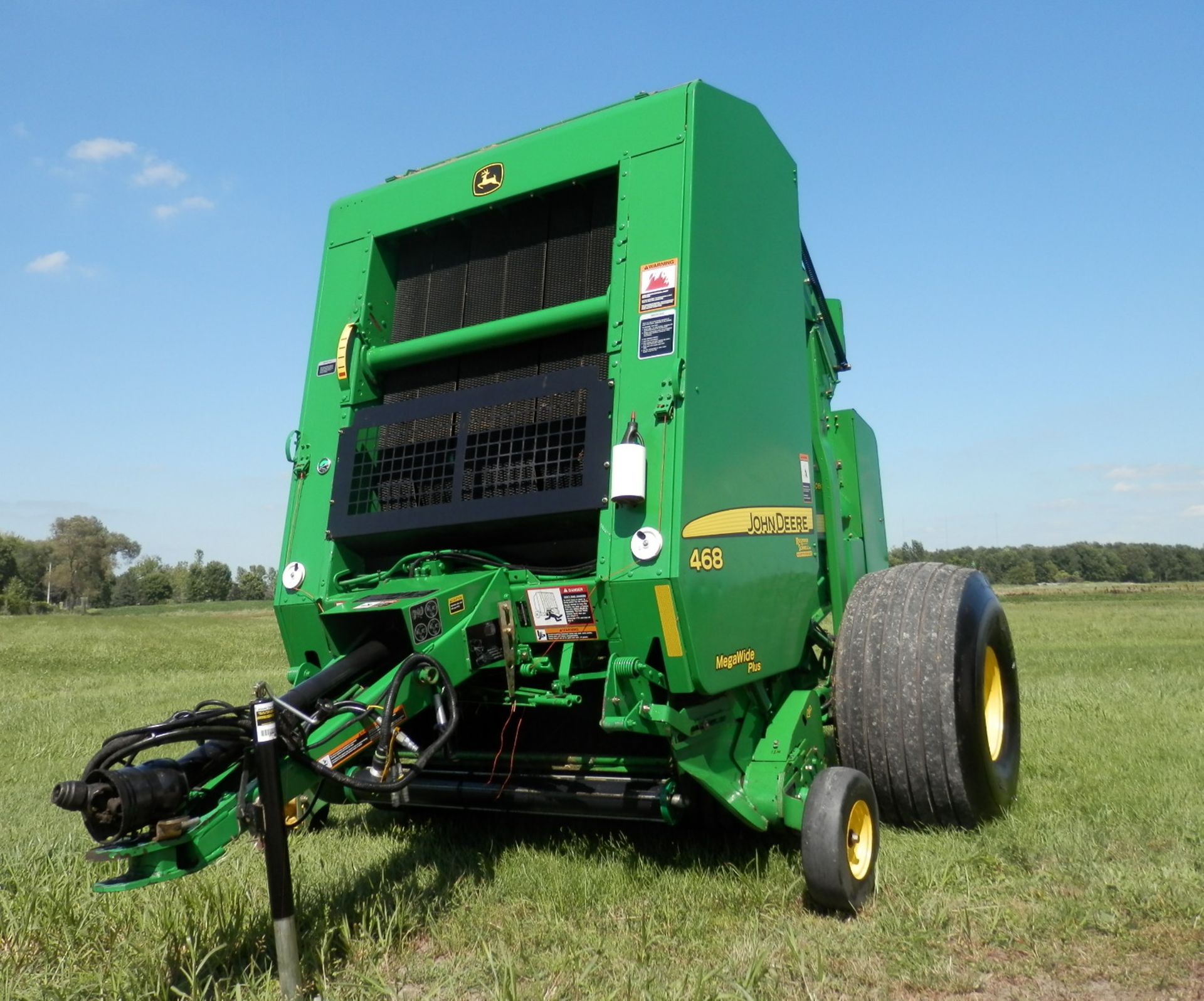 JOHN DEERE 468 SILAGE SPECIAL ROUND BALER - Image 3 of 16