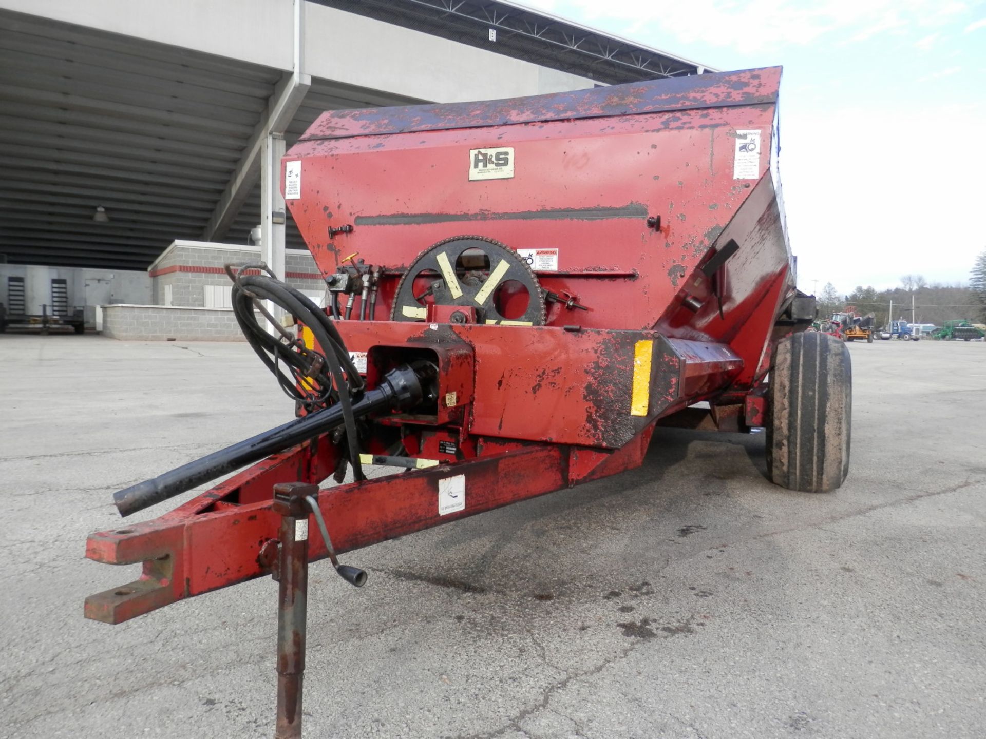 H&S 2602 TWIN AUGER MANURE SPREADER - Image 2 of 9