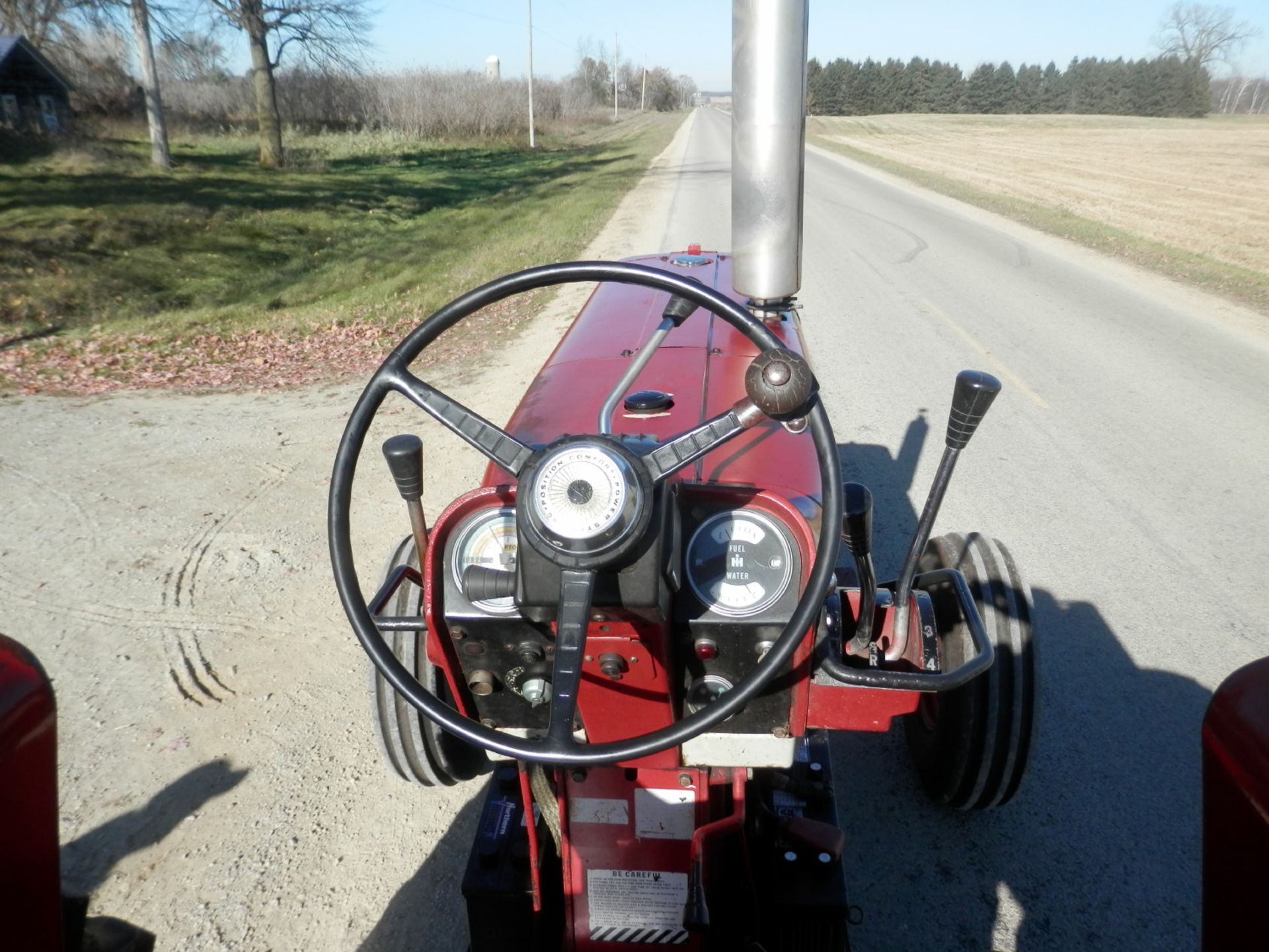 IH FARMALL 856 2WD TRACTOR - Image 12 of 19