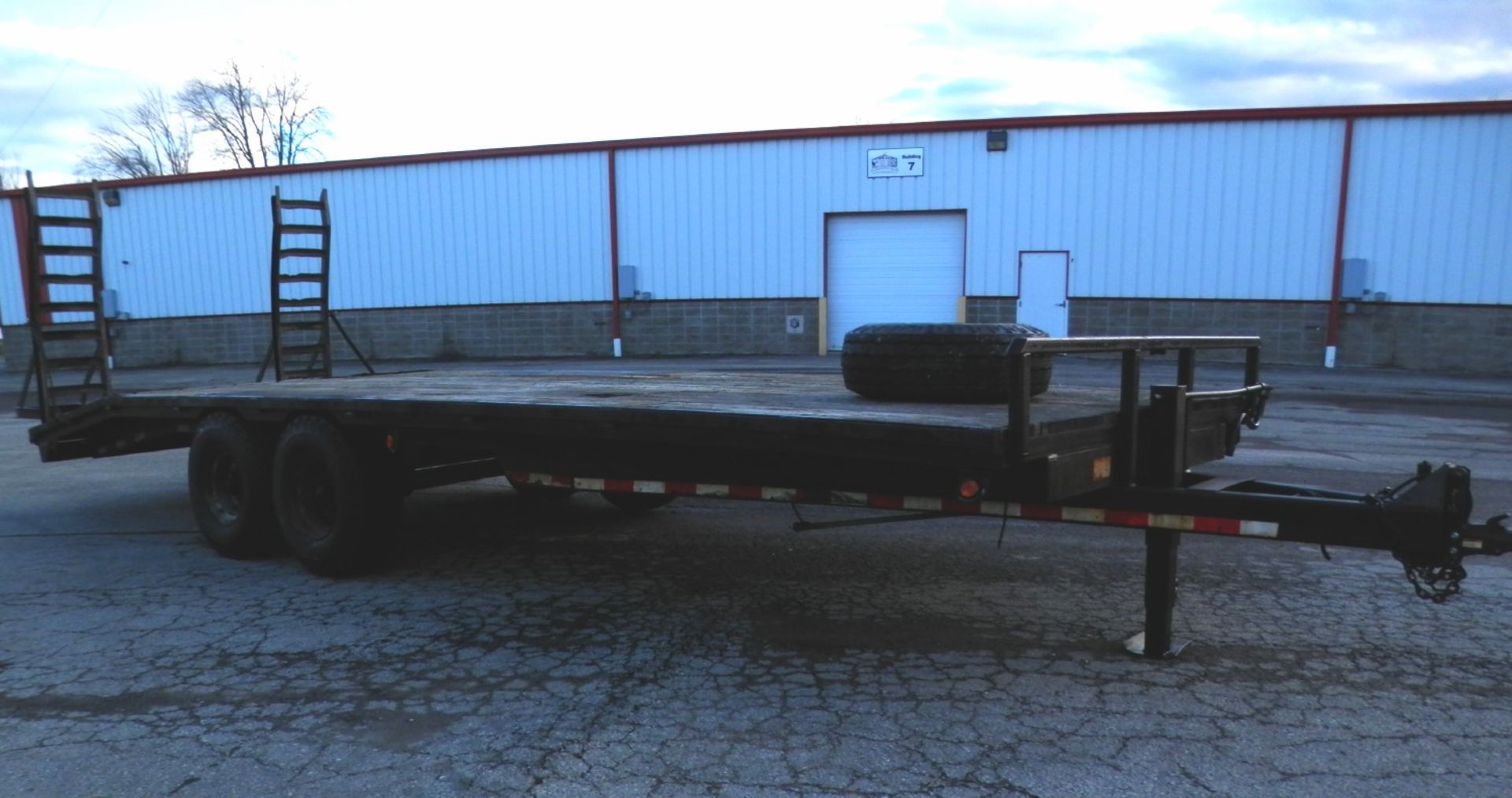 PETERSON BUILT 8'x24' (4' Beaver) BUMPER DECK OVER TRAILER - Image 4 of 10