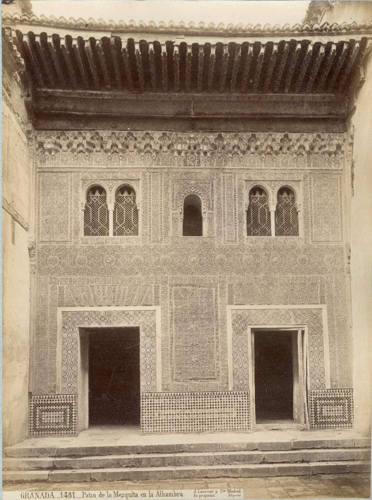Grenade, CordoueArchitecture moresque de l'Alhambra et de la grande mosquée Vue intérieur, - Image 4 of 5