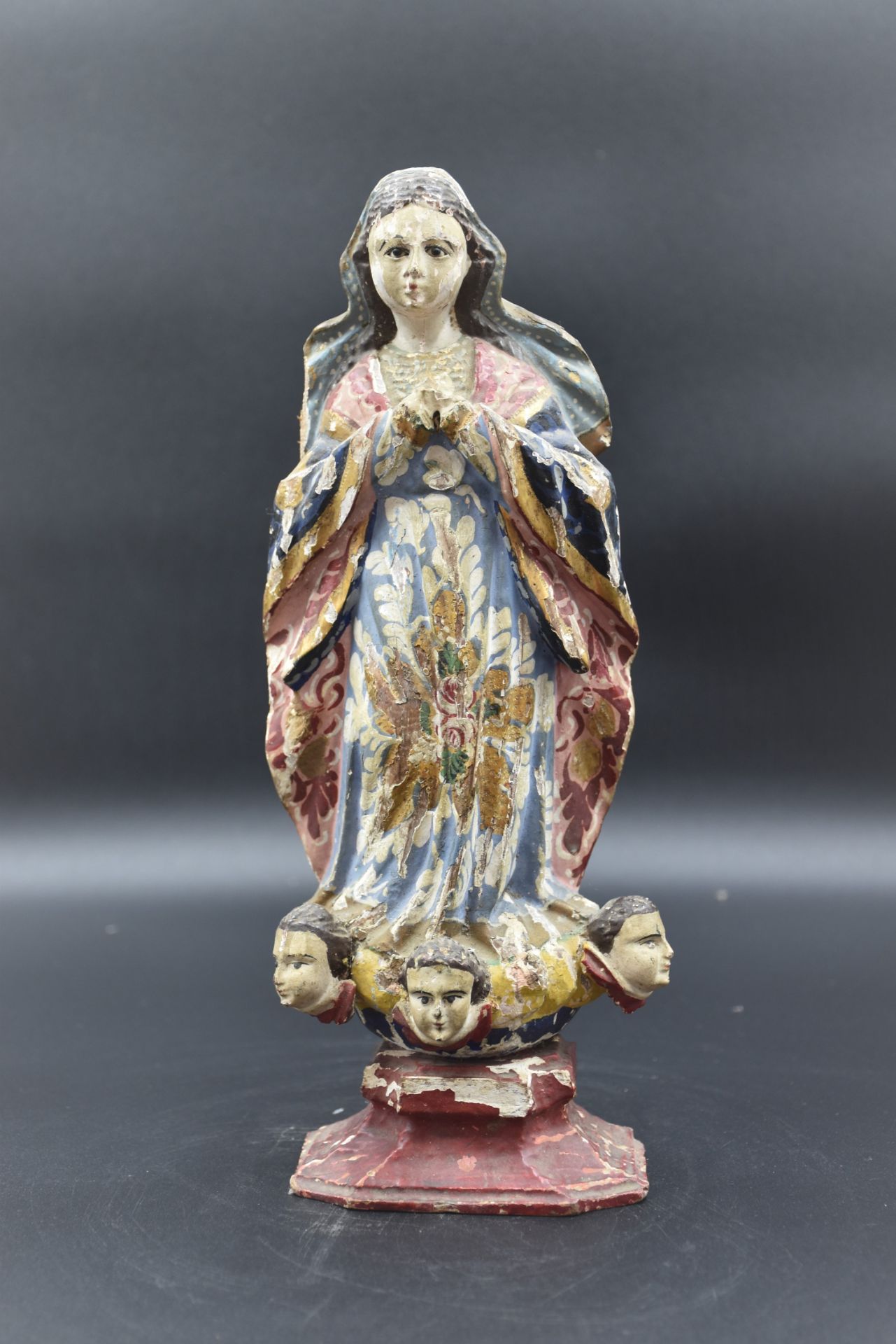 Virgin in prayer, carved and polychromed wood 18th century. Height : 30 cm. Missing fingers. - Image 5 of 5