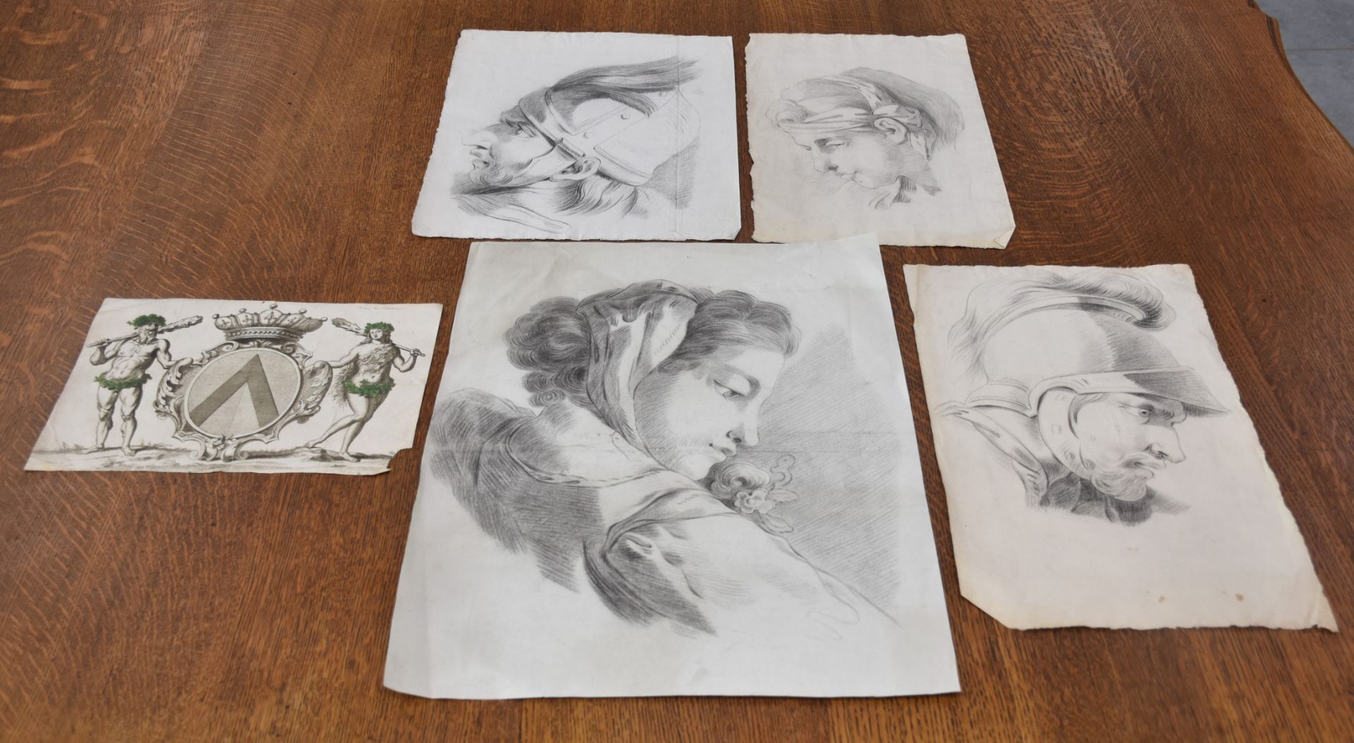 Varied lot including a good dozen of academic drawings around 1800 with some old engravings. - Bild 3 aus 3