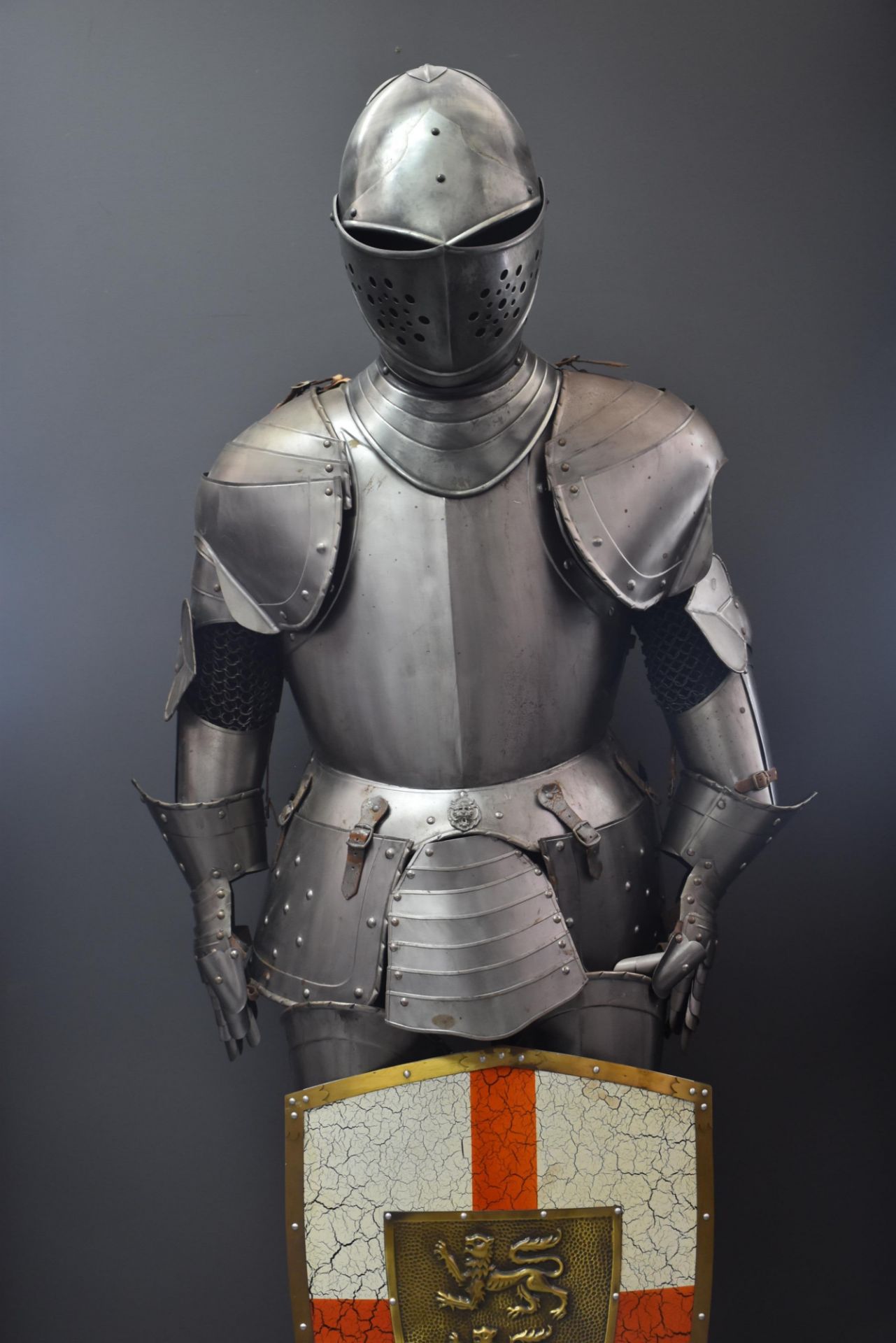 Medieval style armor, made in the middle of the 20th century. - Bild 2 aus 5