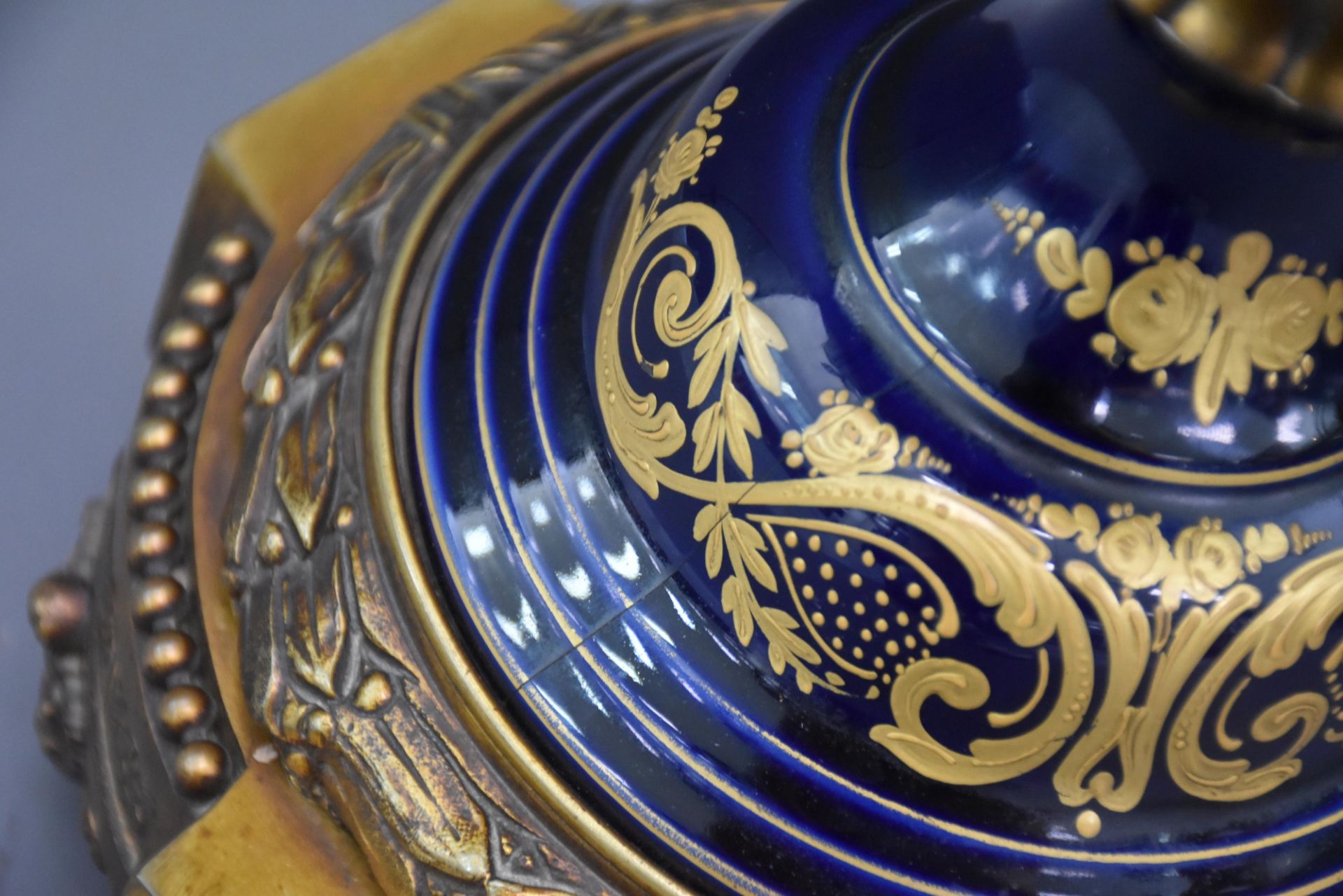 Impressive French porcelain set in the Sèvres style richly decorated with bronzes. In the Napoleon I - Image 22 of 27