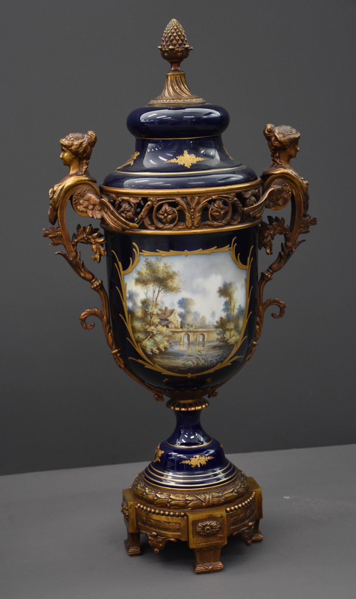 Impressive French porcelain set in the Sèvres style richly decorated with bronzes. In the Napoleon I - Image 19 of 27