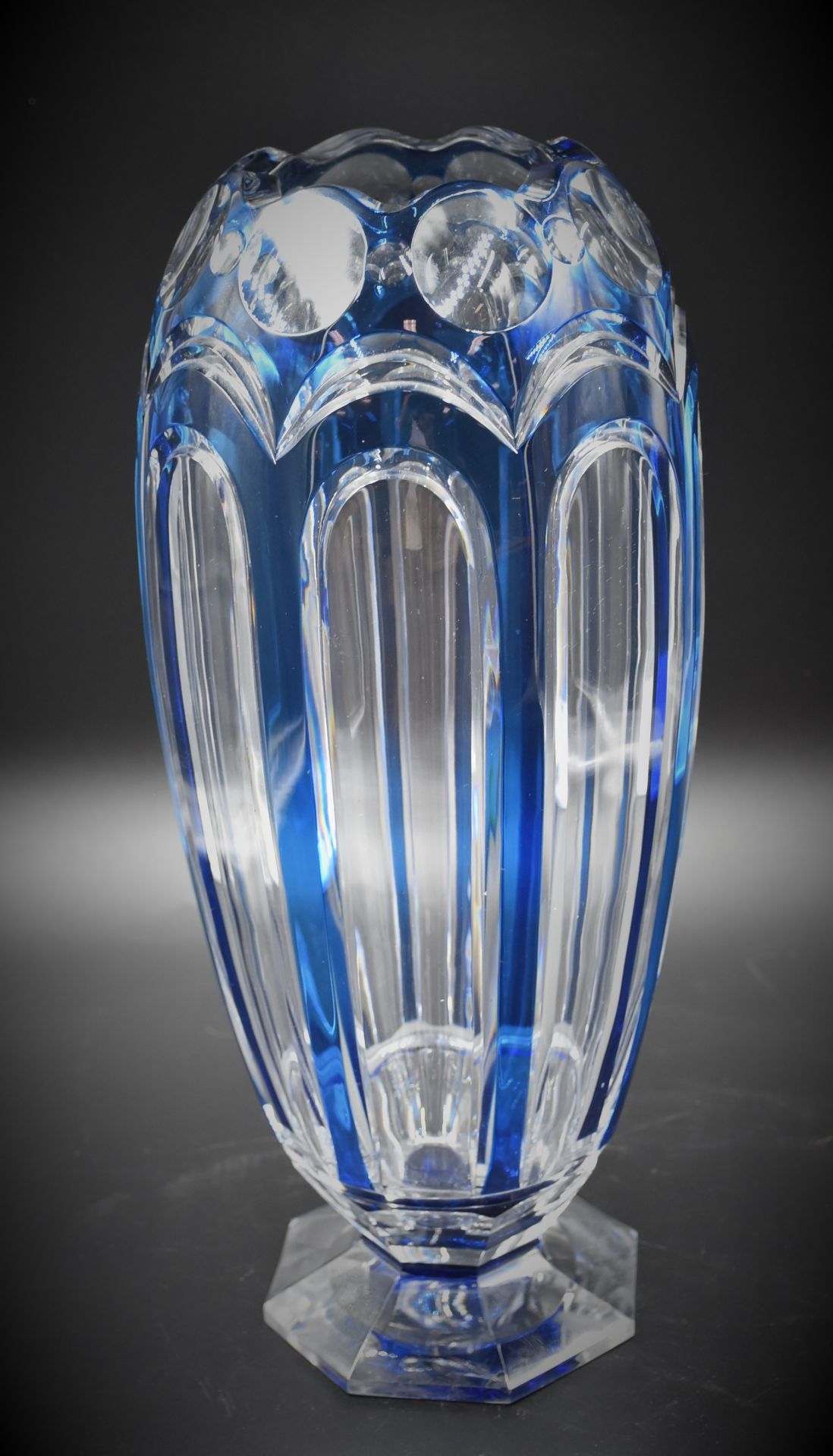 Vase 'ADP9' Val St Lambert Colorless crystal with blue lining, Creation: Joseph Simon Listed in - Image 2 of 2