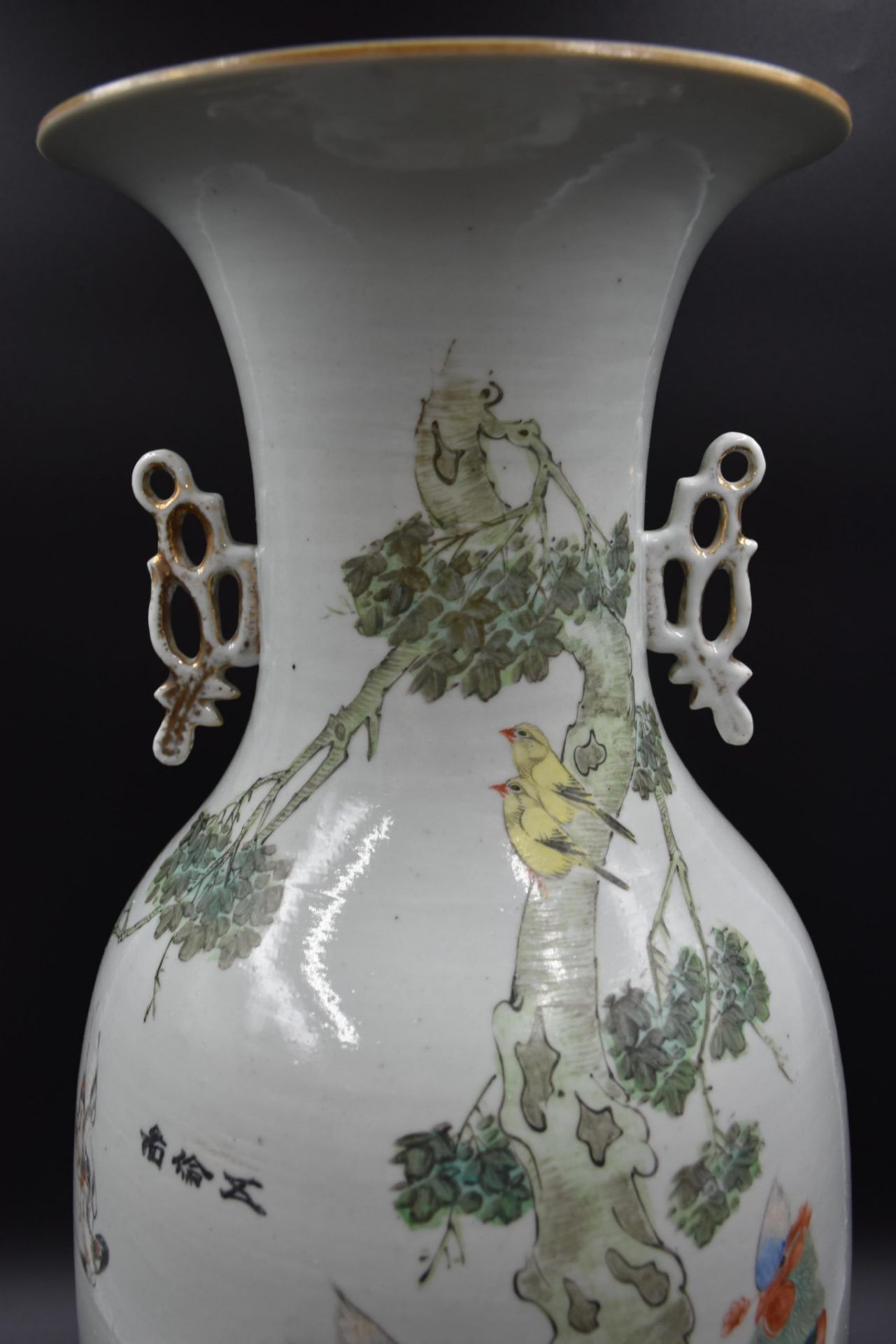Chinese porcelain vase decorated with waders. Height : 58 cm. - Bild 3 aus 5