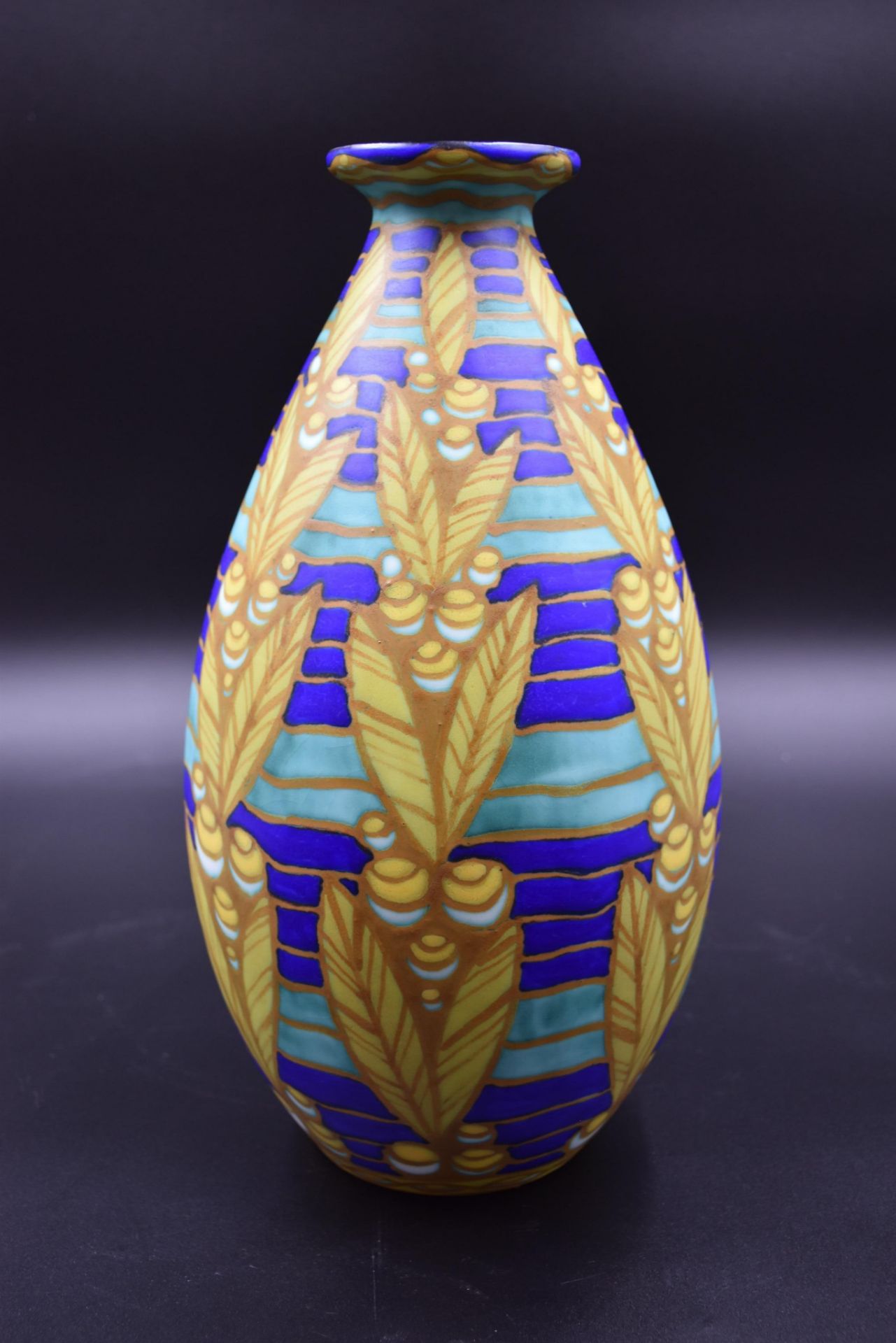 Charles CATTEAU (1880-1966). Boch Kéramis art deco vase with matte finish decoration of stylized