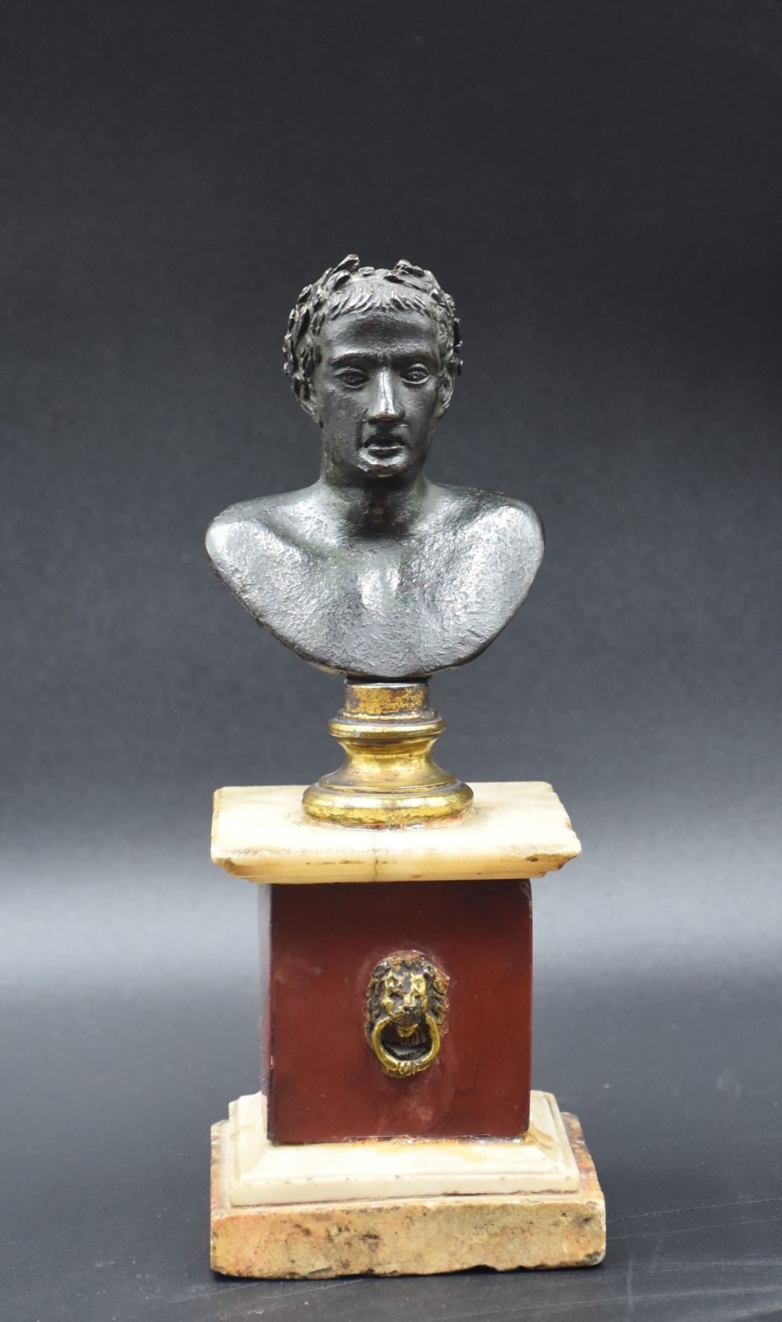 Pair of antique bronze busts on square marble bases composed of three different species. Bronze - Image 3 of 4