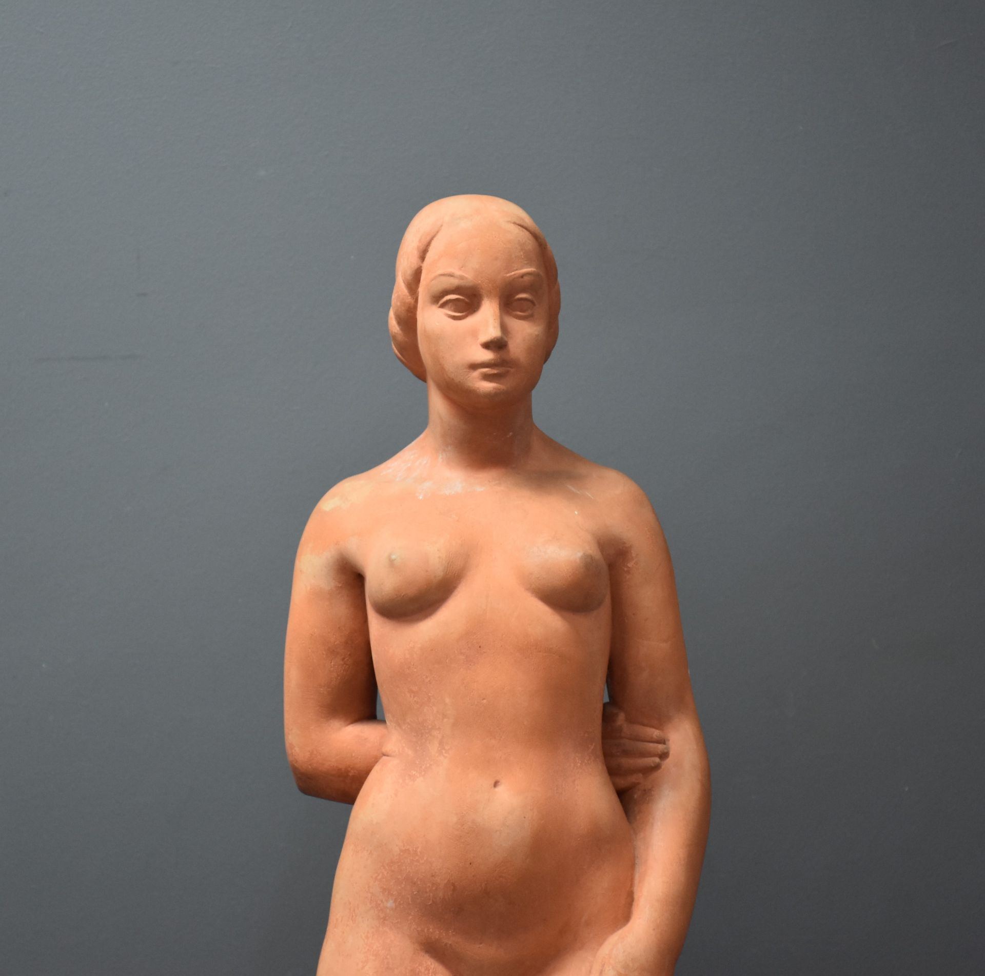 Edmond DUBIE (1907-1976). Terracotta. Stylized female nude. Height : 64 cm. - Image 2 of 4