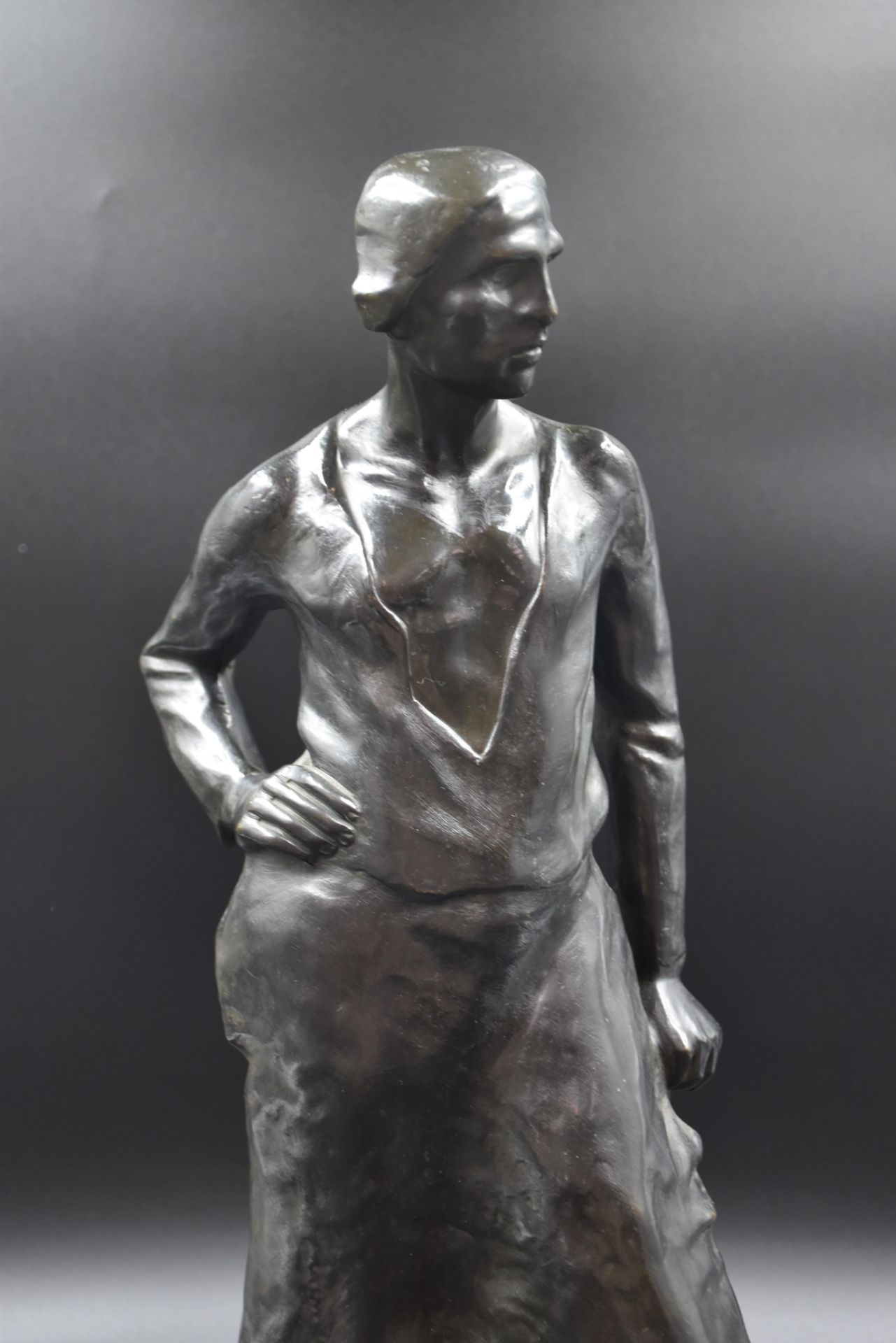 A. VANGENT. The metallurgist. Bronze with dark patina. Height : 48 cm. - Image 3 of 4