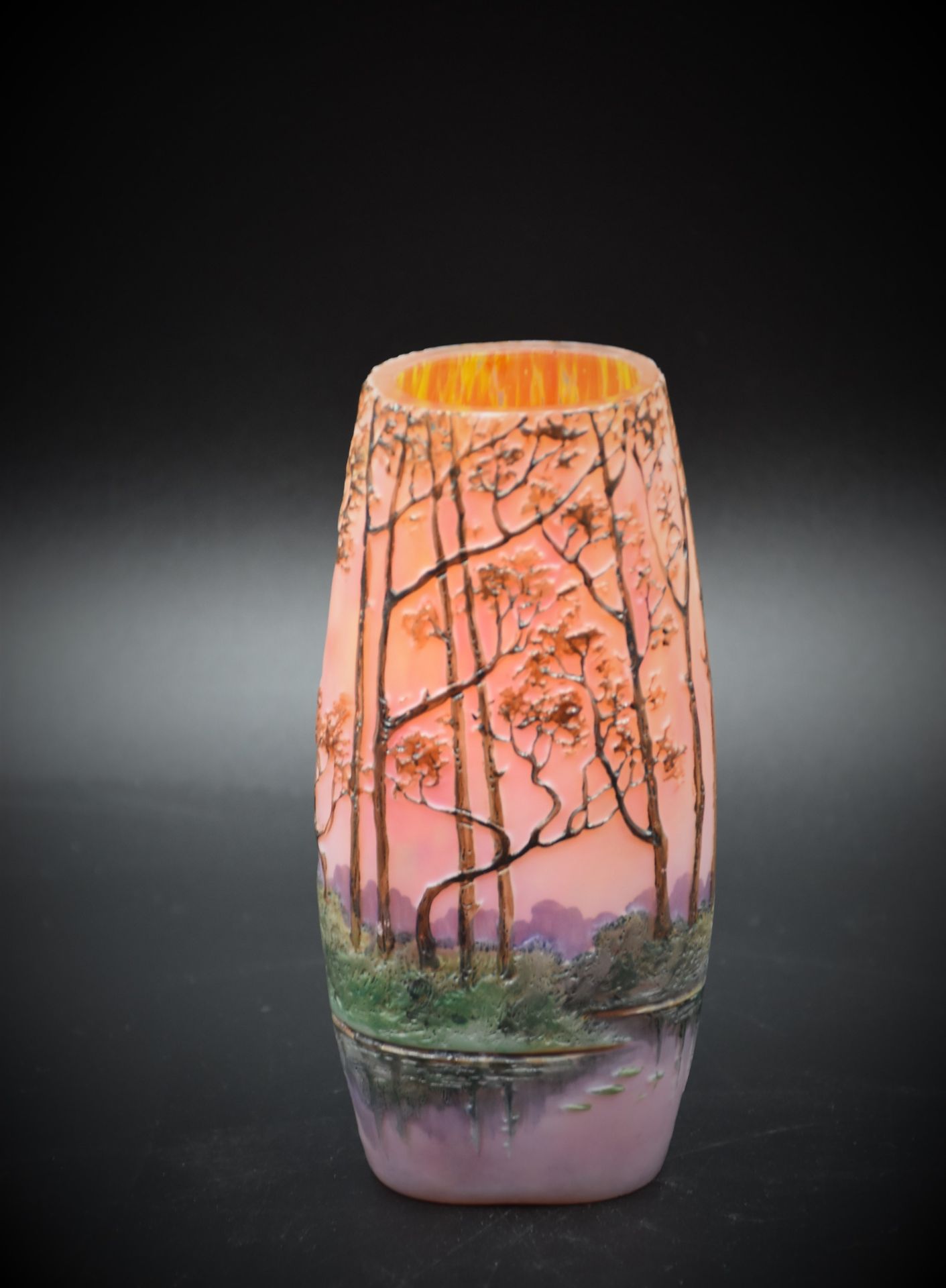 Théodore LEGRAS (1839-1916). Vase with multi-layer decoration and acid-etched representing a lake - Bild 4 aus 4