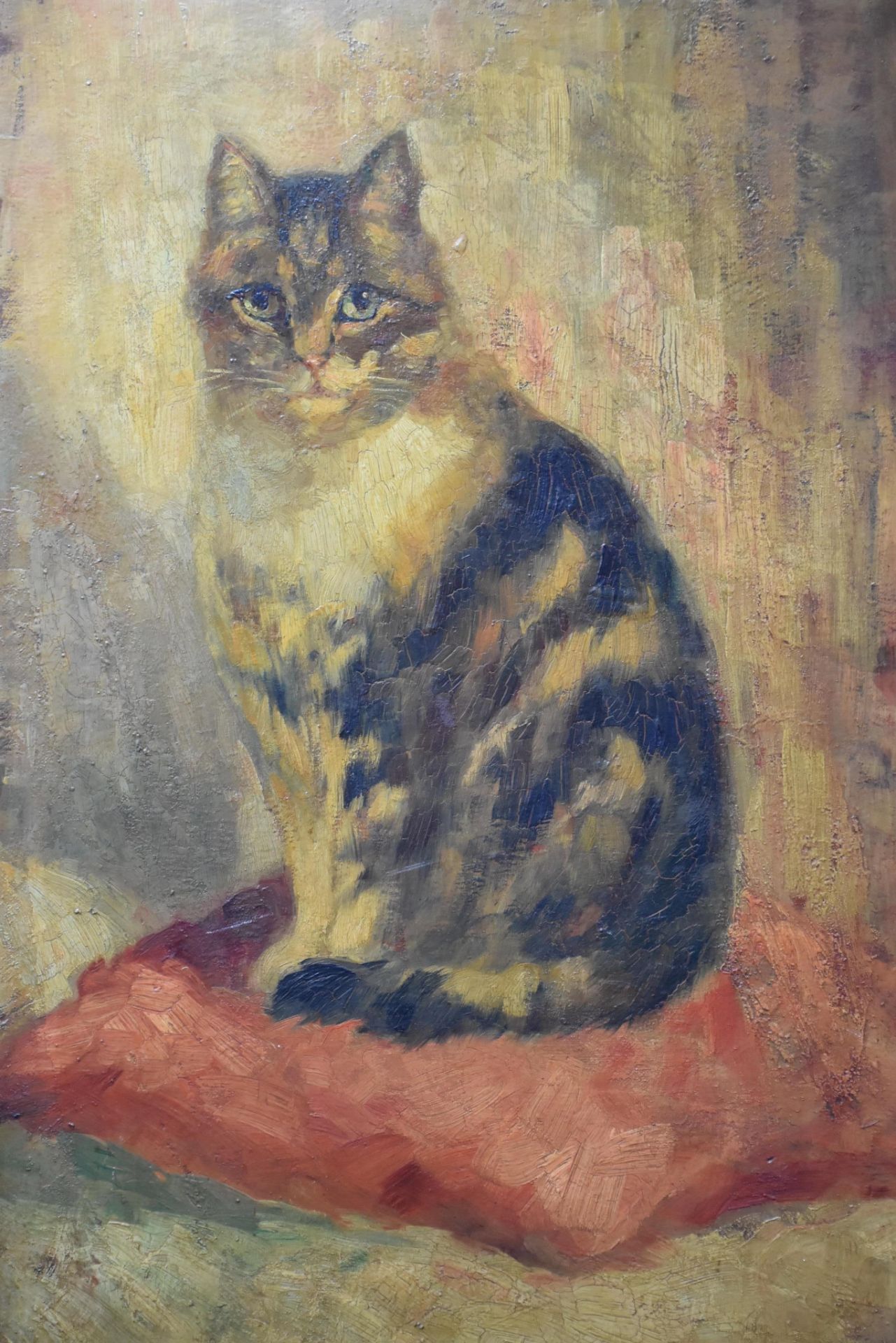 L. Manouriez (XIX). The cat on his red cushion. Oil on canvas. 71 cm x 45 cm. Chips in the frame. - Bild 2 aus 3