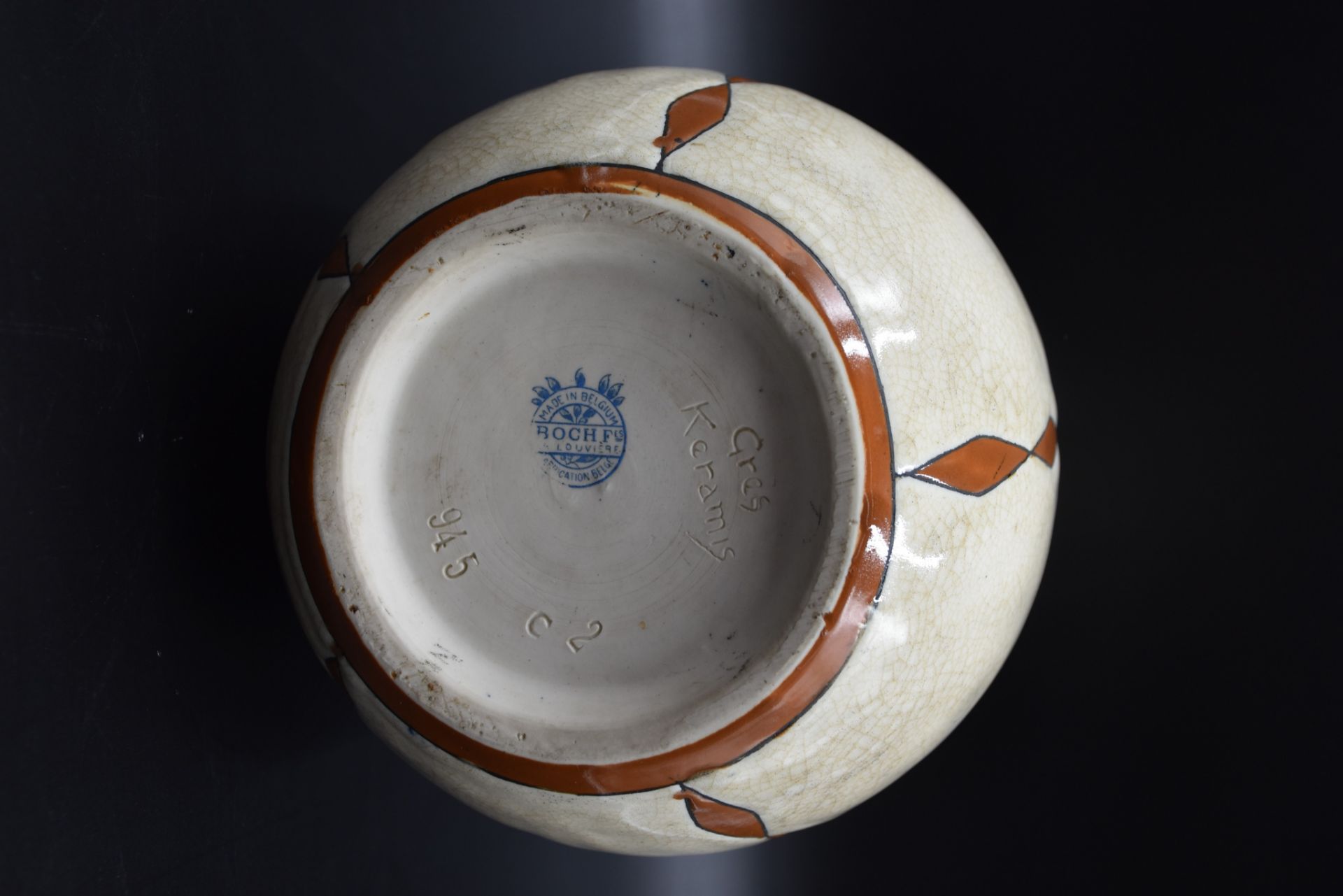 Charles CATTEAU (1860 -1966). Boch Kéramis stoneware vase with enamelled decoration of flowers. D. - Bild 3 aus 3