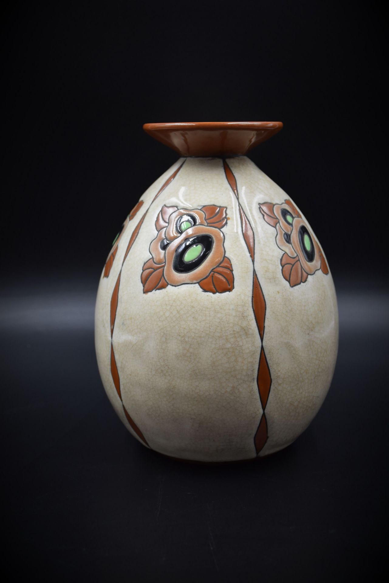 Charles CATTEAU (1860 -1966). Boch Kéramis stoneware vase with enamelled decoration of flowers. D.