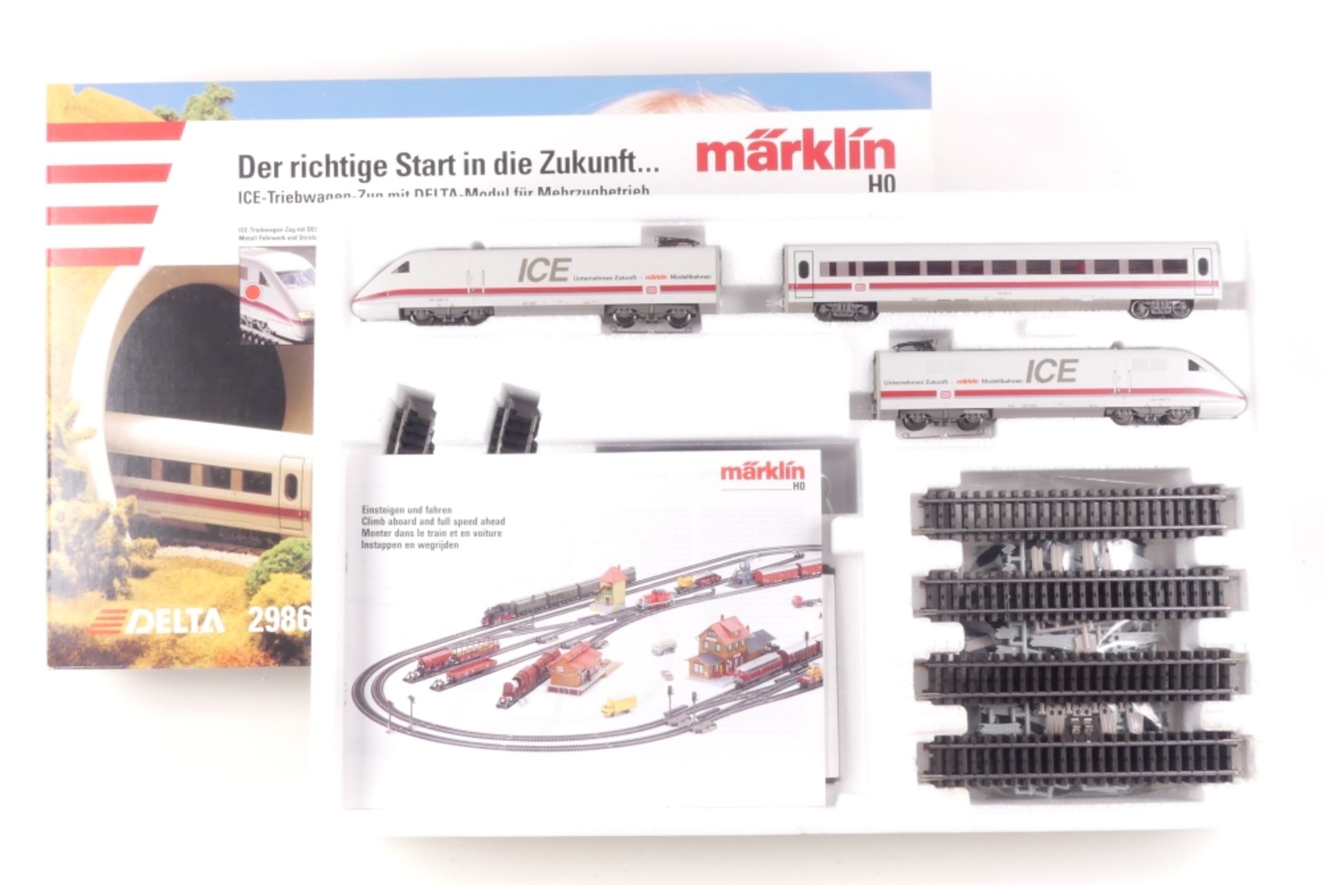 Märklin 2986Märklin 2986, Startpackung ICE-Zug m. DELTA-Modul, K-Gleisoval, Trafo, s