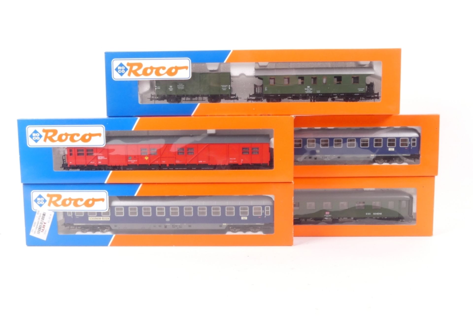 Sechs Roco WagenSechs Roco Wagen, 44165 (zwei Wagen), 45026, Zwei 45303, 47330, sehr g