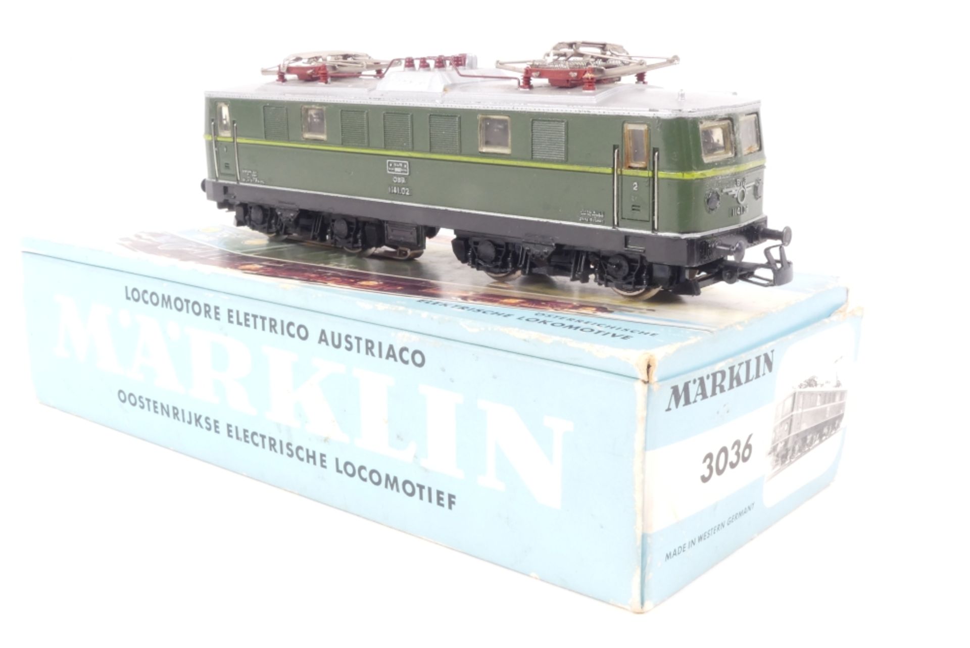 Märklin 3036Märklin 3036, E-Lok `1141.02´der ÖBB, eingesetzte Fenster, erhabene