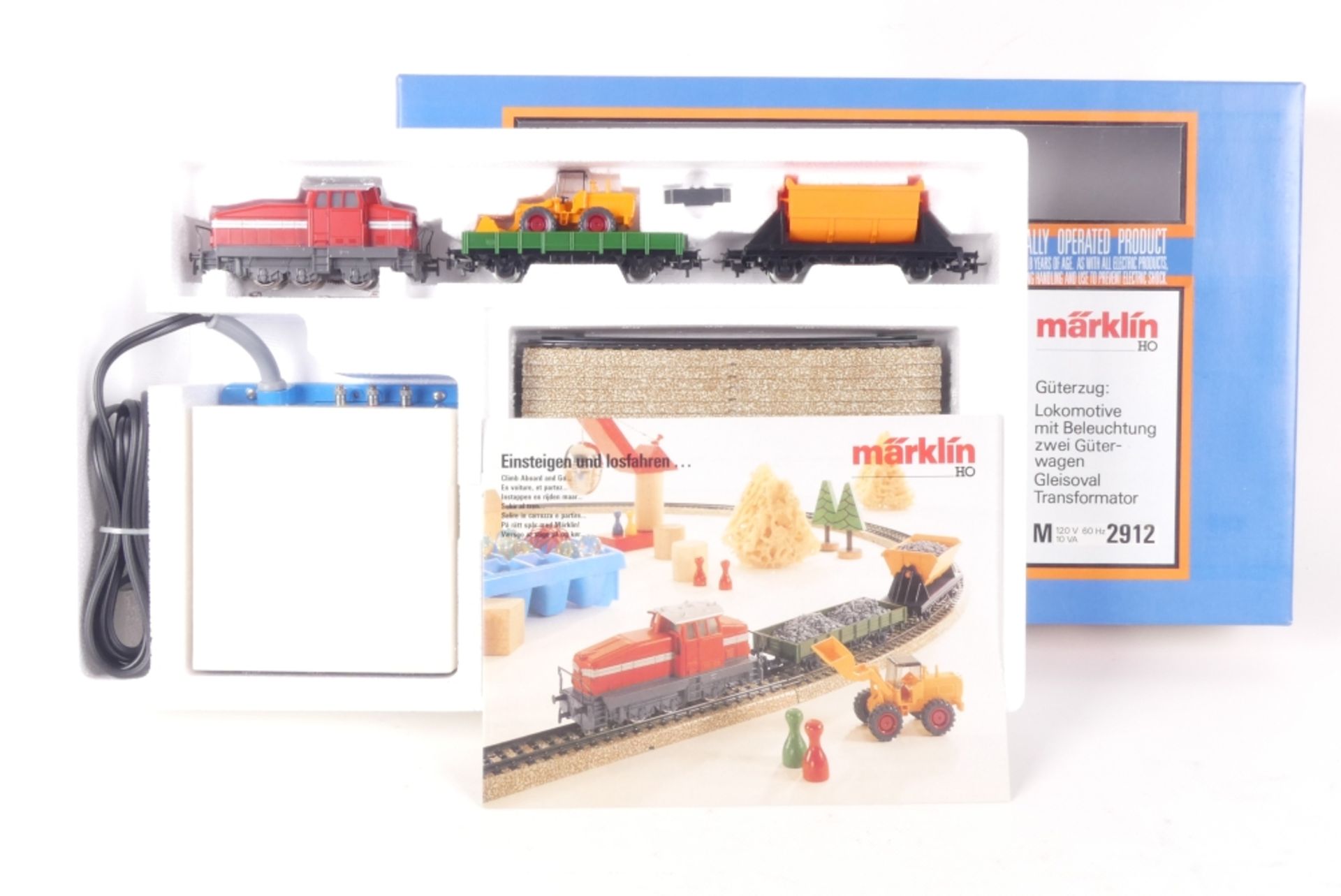 Märklin 2912Märklin 2912, Startpackung, 120V für USA, Güterzug mit Diesellok und z