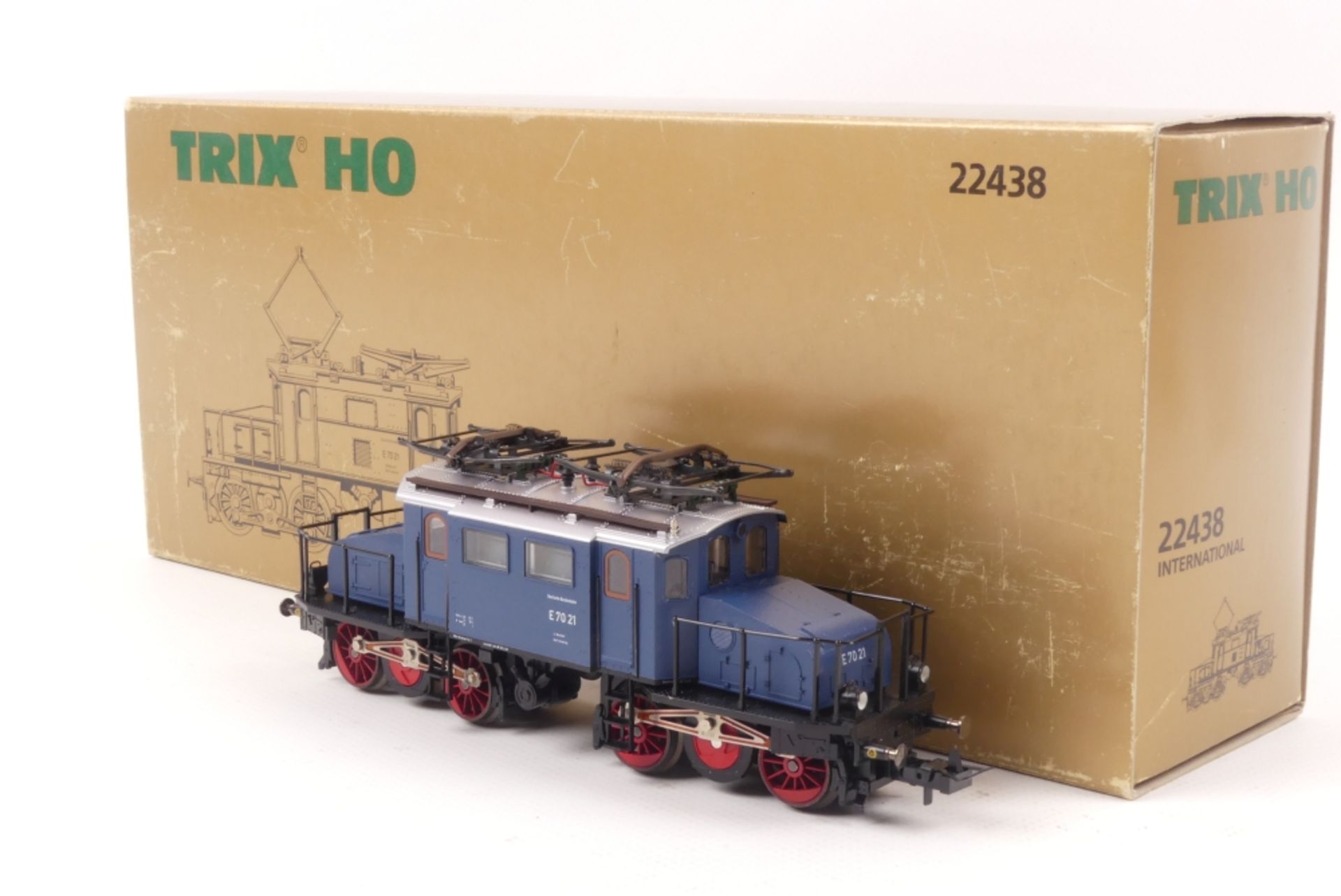 TRIX 22438TRIX 22438, DB E-Lok E70, blau/rot, excellenter Originalzustand, ORK, leicht