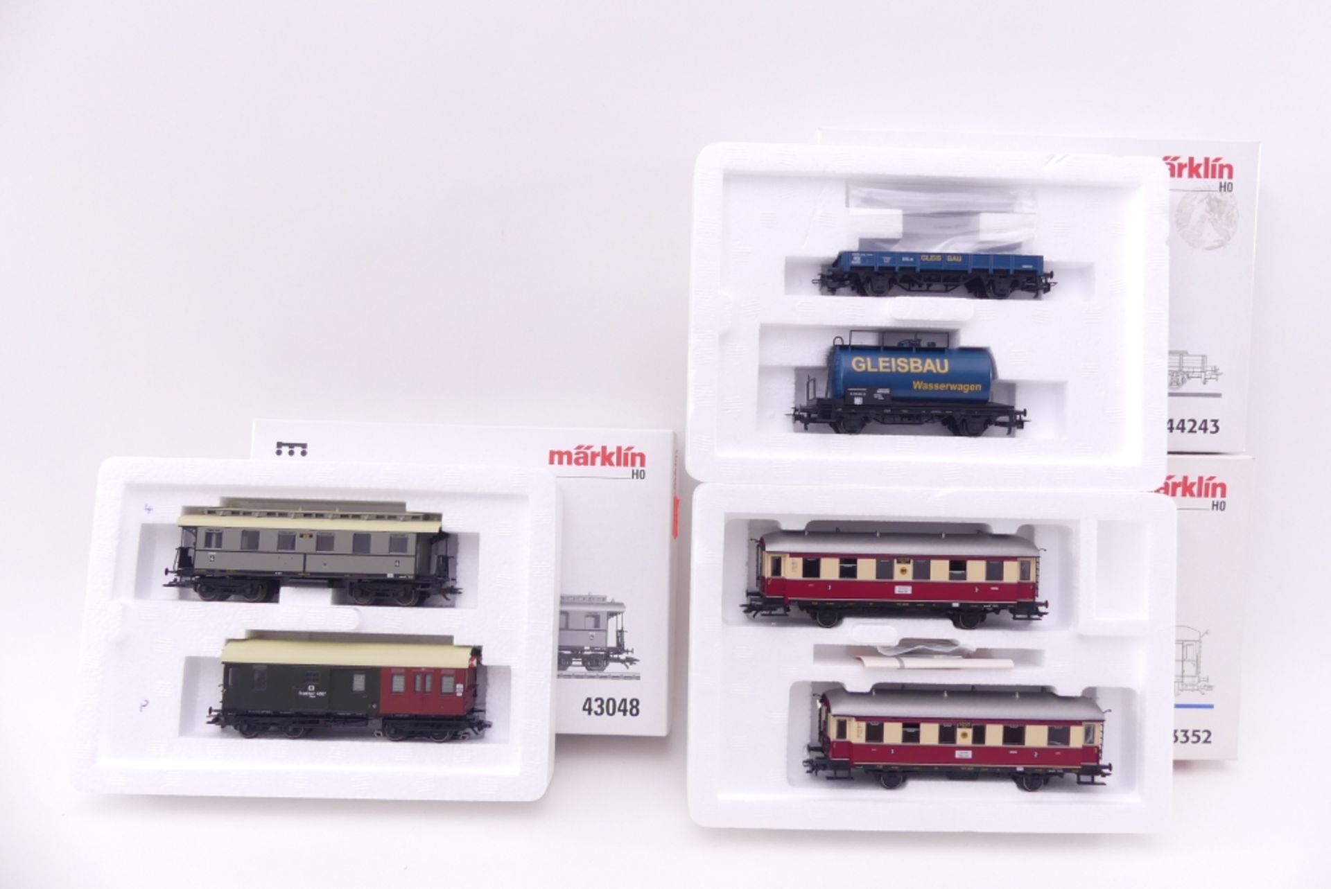 Märklin drei Wagen-Sets, 43048/Inlet beschriftet, 44243, 43352, sehr gut erhalten, ORK mit