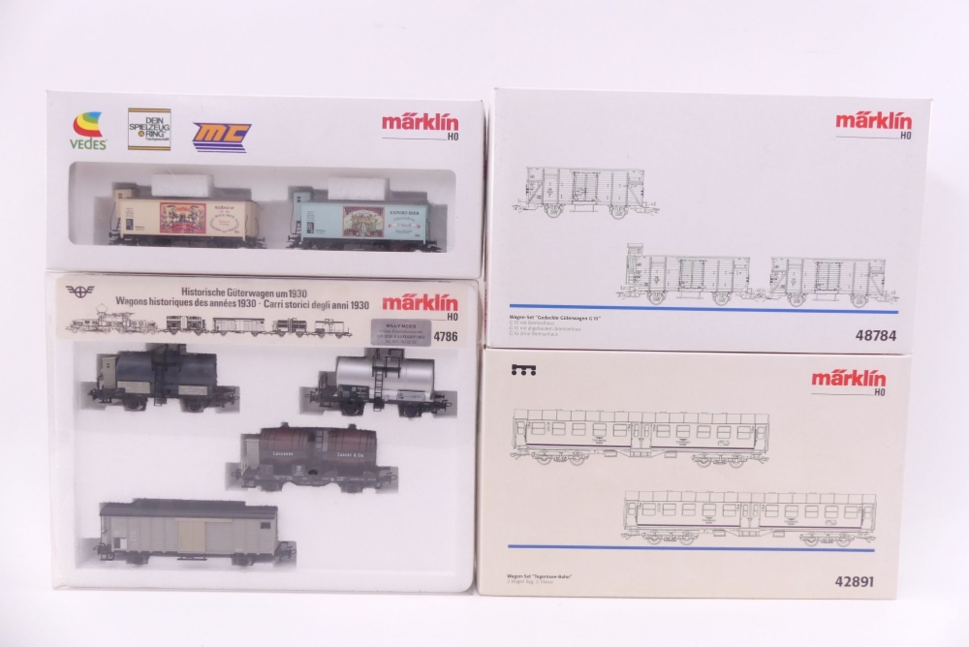 Märklin vier Wagen-Sets, 4786, 42891, 48784, 94014 (Treppen beklebt), sonst sehr gut erhalten, ORK