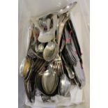 A qty of assorted silver plated flat ware etc