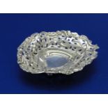 A Victorian hallmarked silver pierced worked bon bon dish. 8.5cm x 8cm 11gms