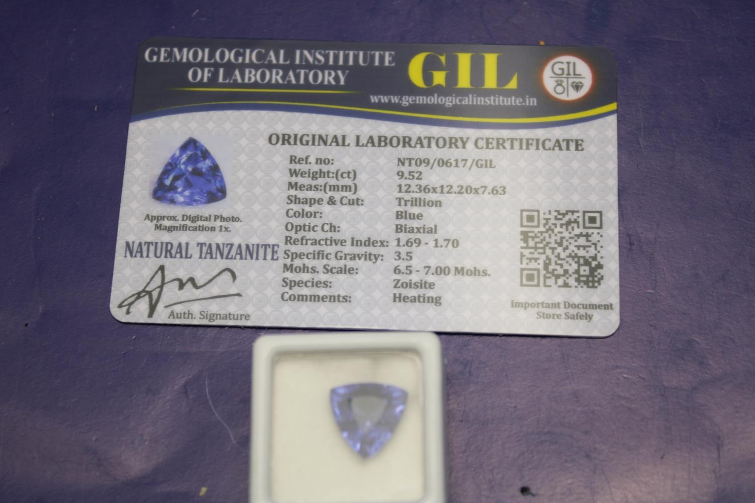 A Tanzanite gemstone with certificate