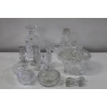 A job lot of vintage glass ware etc