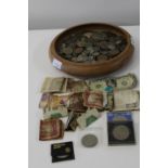 A large selection of british coinage & World bank notes