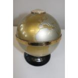 A vintage 1960's globe form transistor radio in GWO h23cm