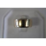 A 9ct gold band ring size N 5.7 grams