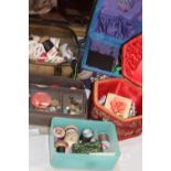 A job lot of assorted sewing items