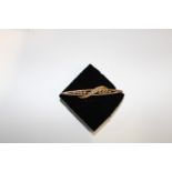 A 9ct gold & seed pearl bar brooch