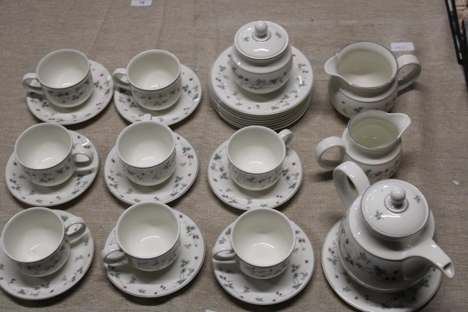 A Royal Doulton Strawberry Fayre tea service (29 pieces)