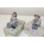 Two boxed limited edition Elisa figures (Sentadita & Minatura)