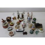 A job lot of assorted porcelain trinket boxes