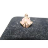 A 9ct gold charm